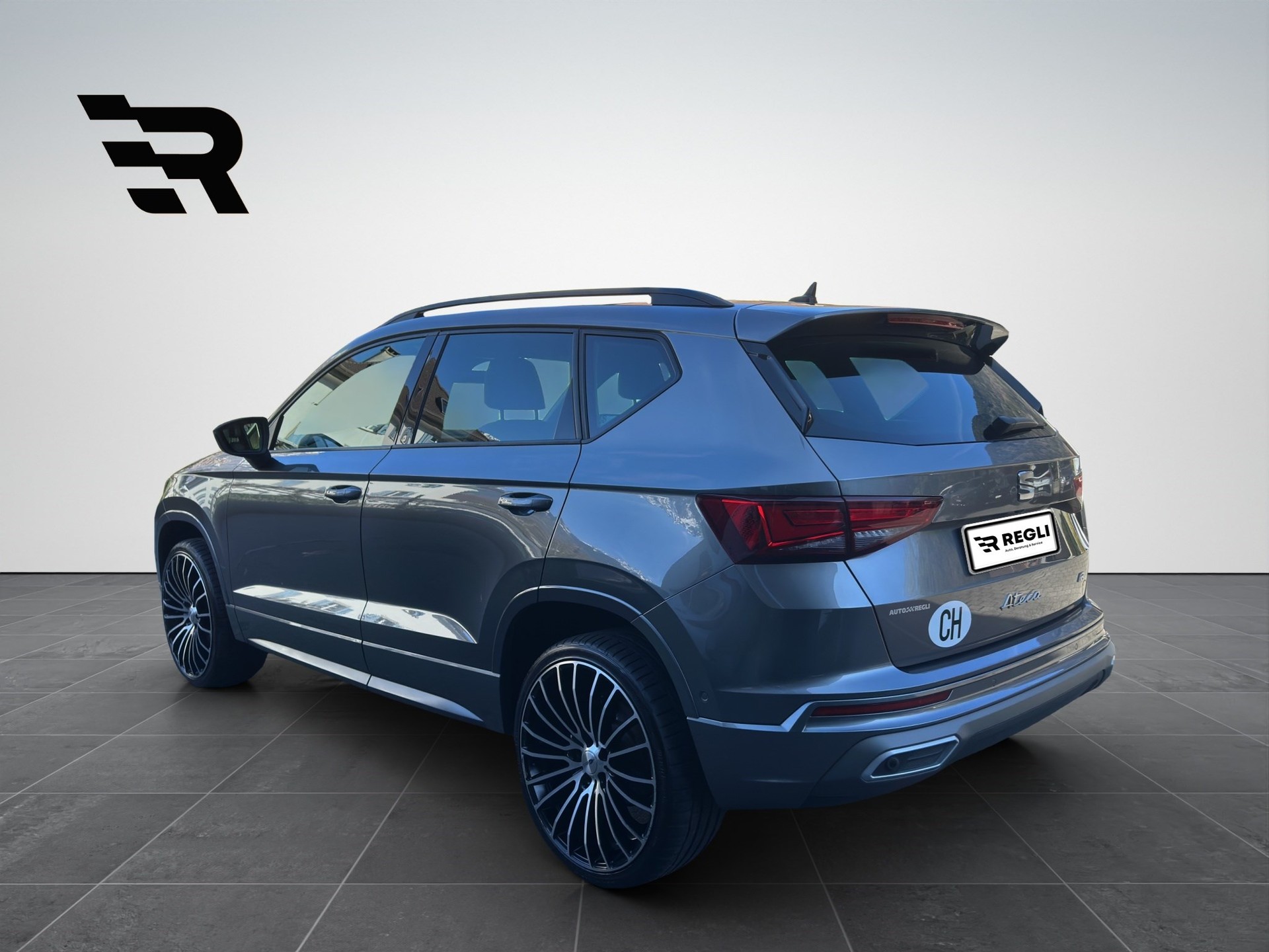 SEAT Ateca 1.5 TSI EVO Hola FR DSG-showroom-element-2