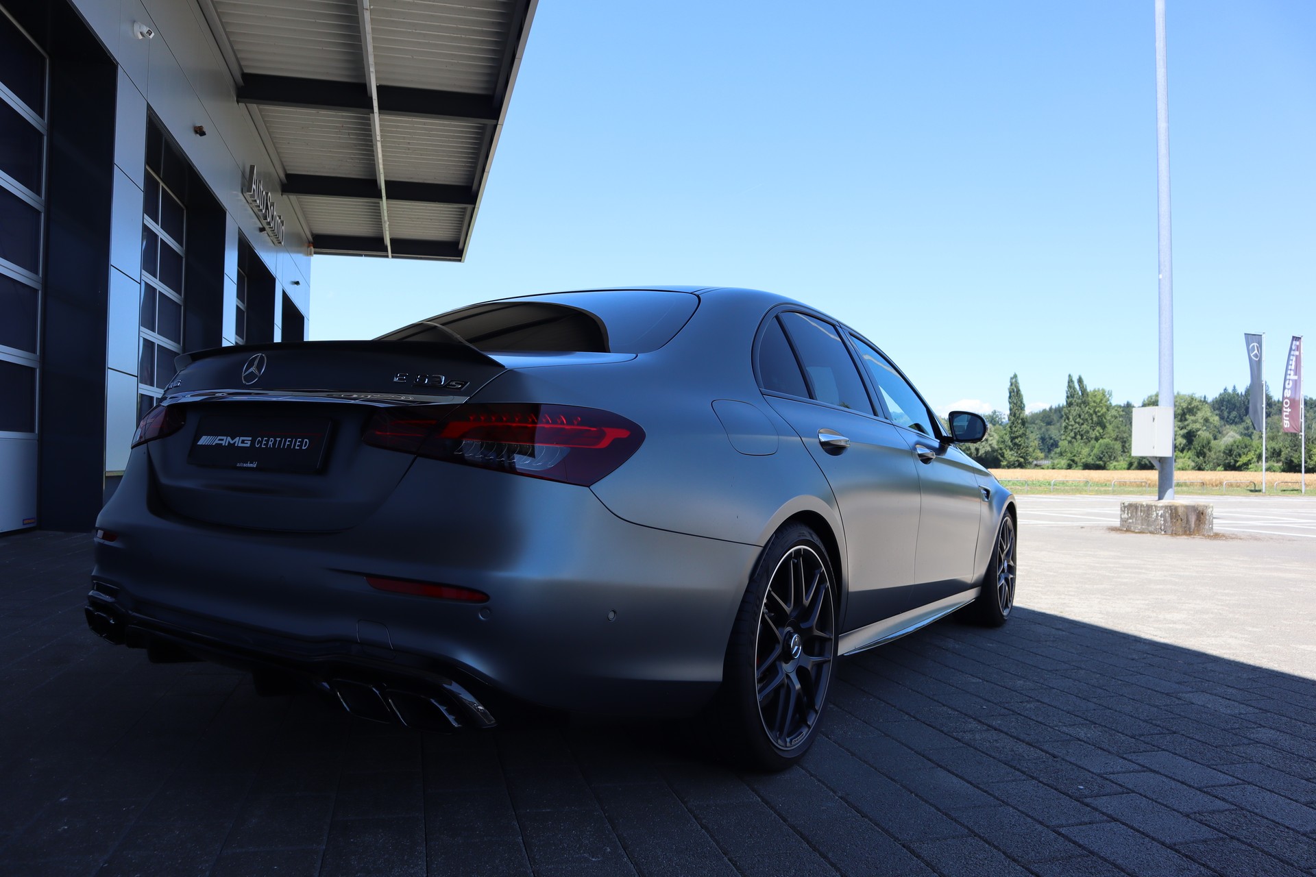 MERCEDES-BENZ E 63 S AMG 4Matic+ Speedshift 9G-TCT-showroom-element-1