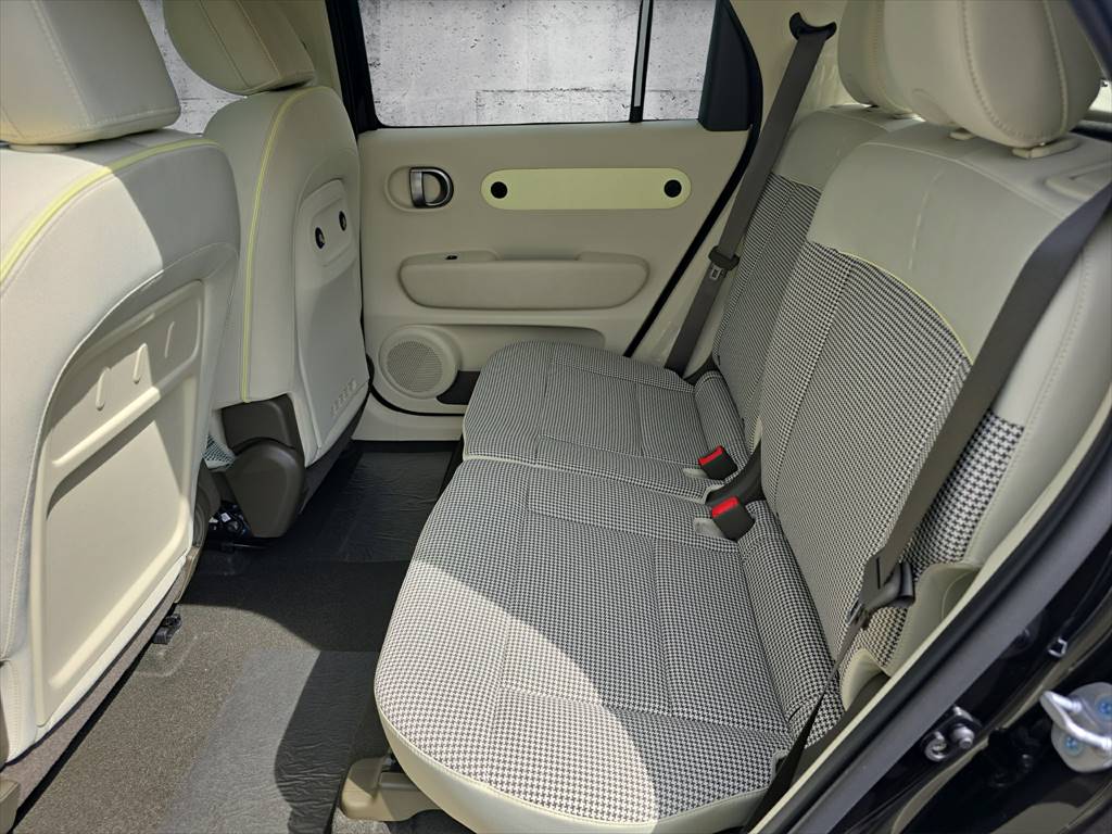 HYUNDAI INSTER 49kWh Amplia-image-11