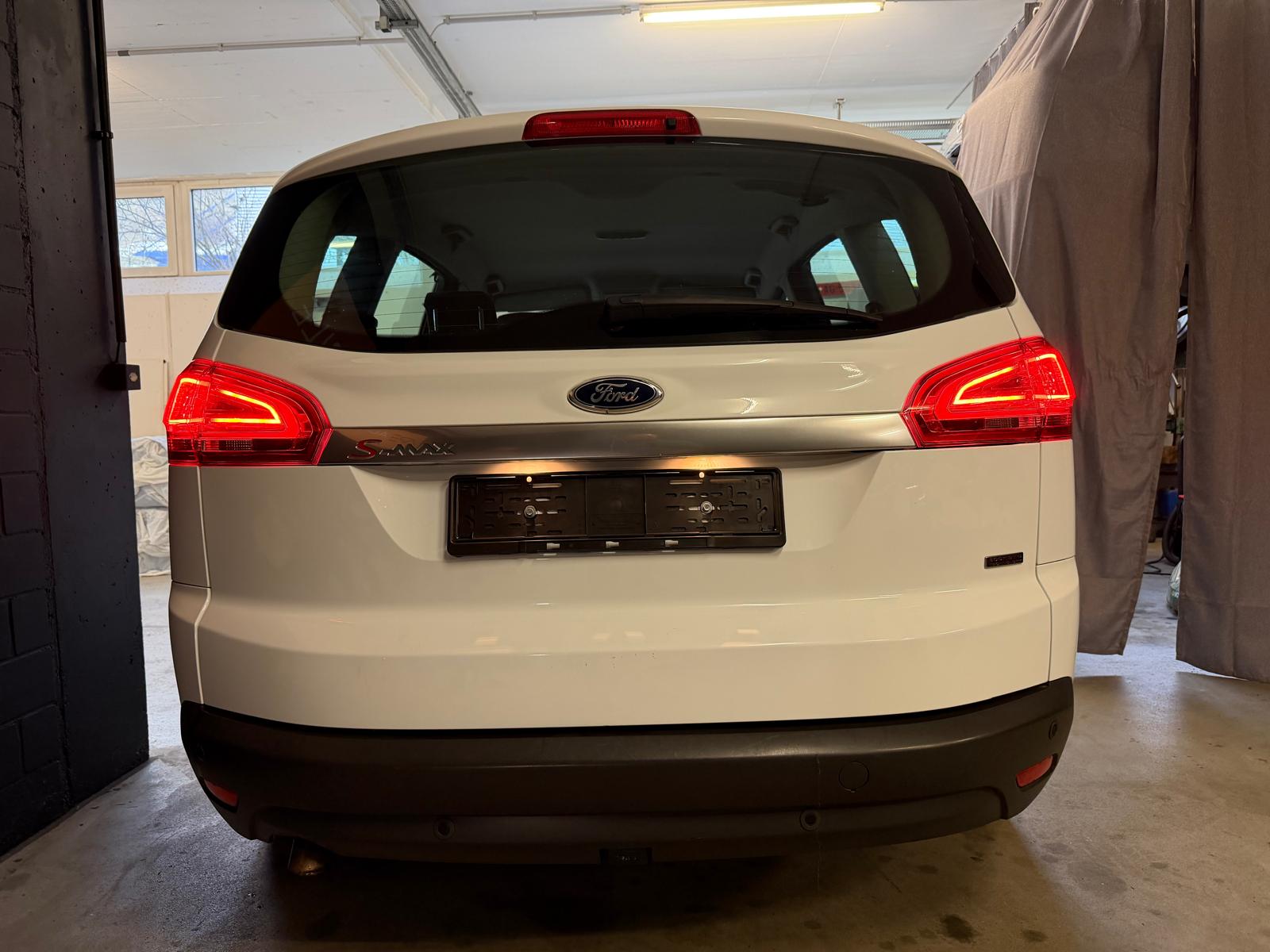 FORD S-Max 1.6 SCTi Carving Kaufen