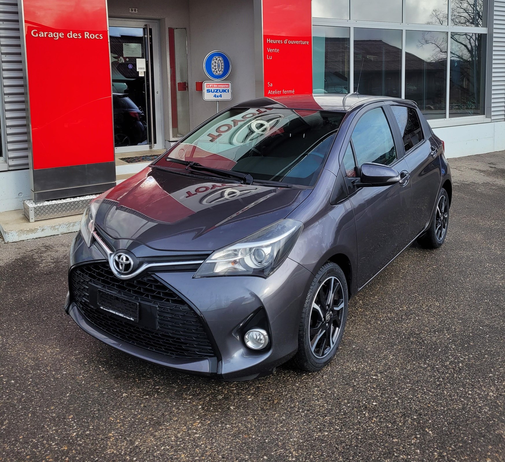 TOYOTA Yaris 1.33 VVT-i Style (Limousine)