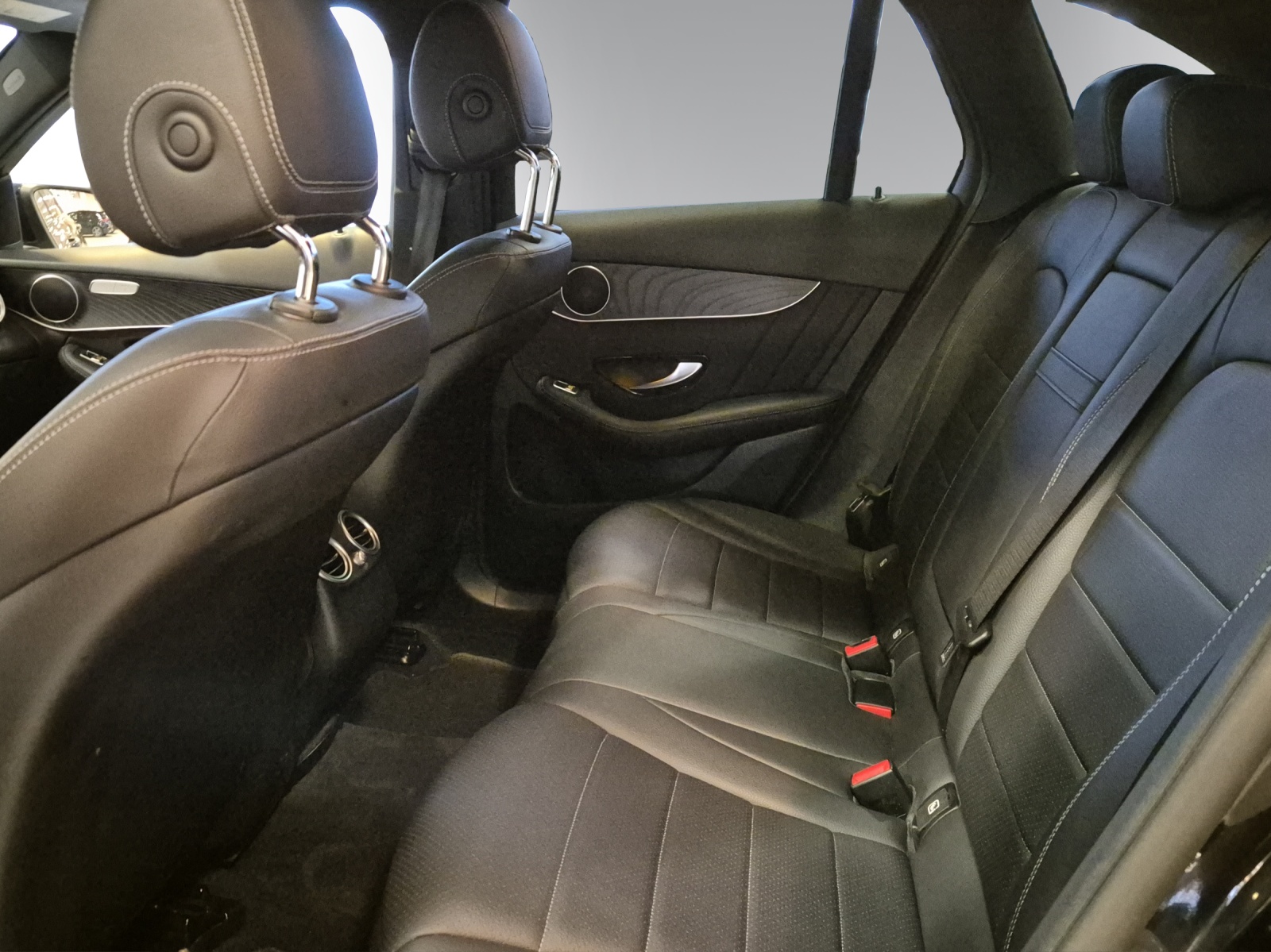 Image MERCEDES-BENZ GLC-250 GLC 250 AMG Line 4Matic