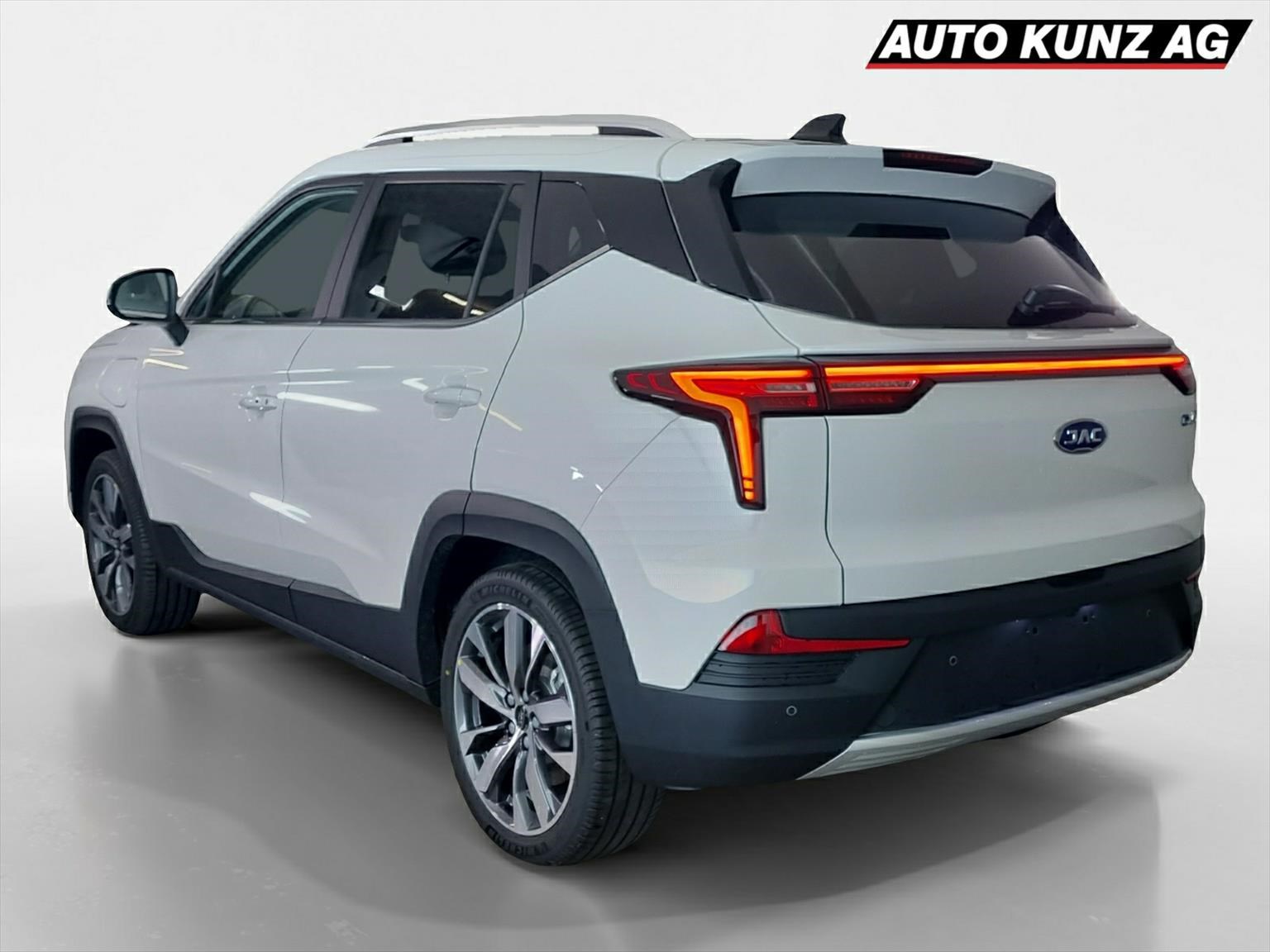 JAC e-JS4 Elektro 65.7kWh 410km 2025-showroom-element-1