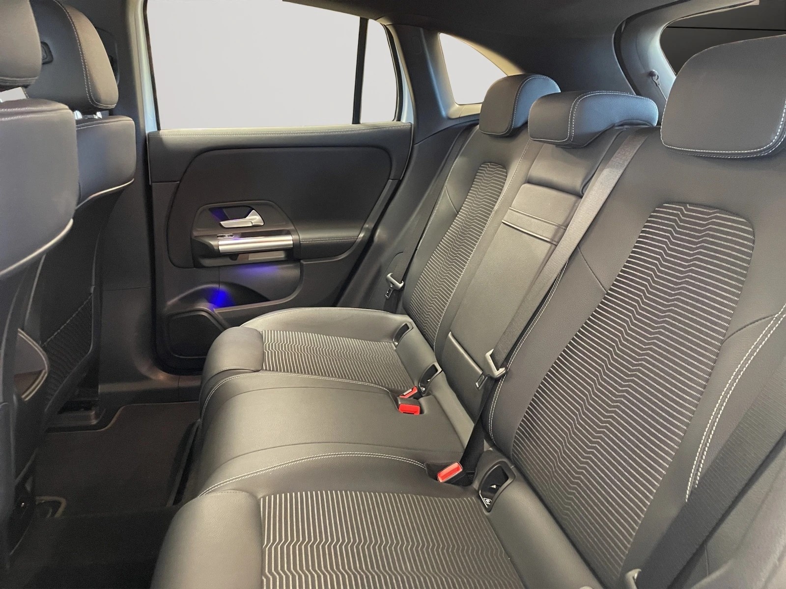 Image MERCEDES-BENZ EQA-350 EQA 350 4Matic