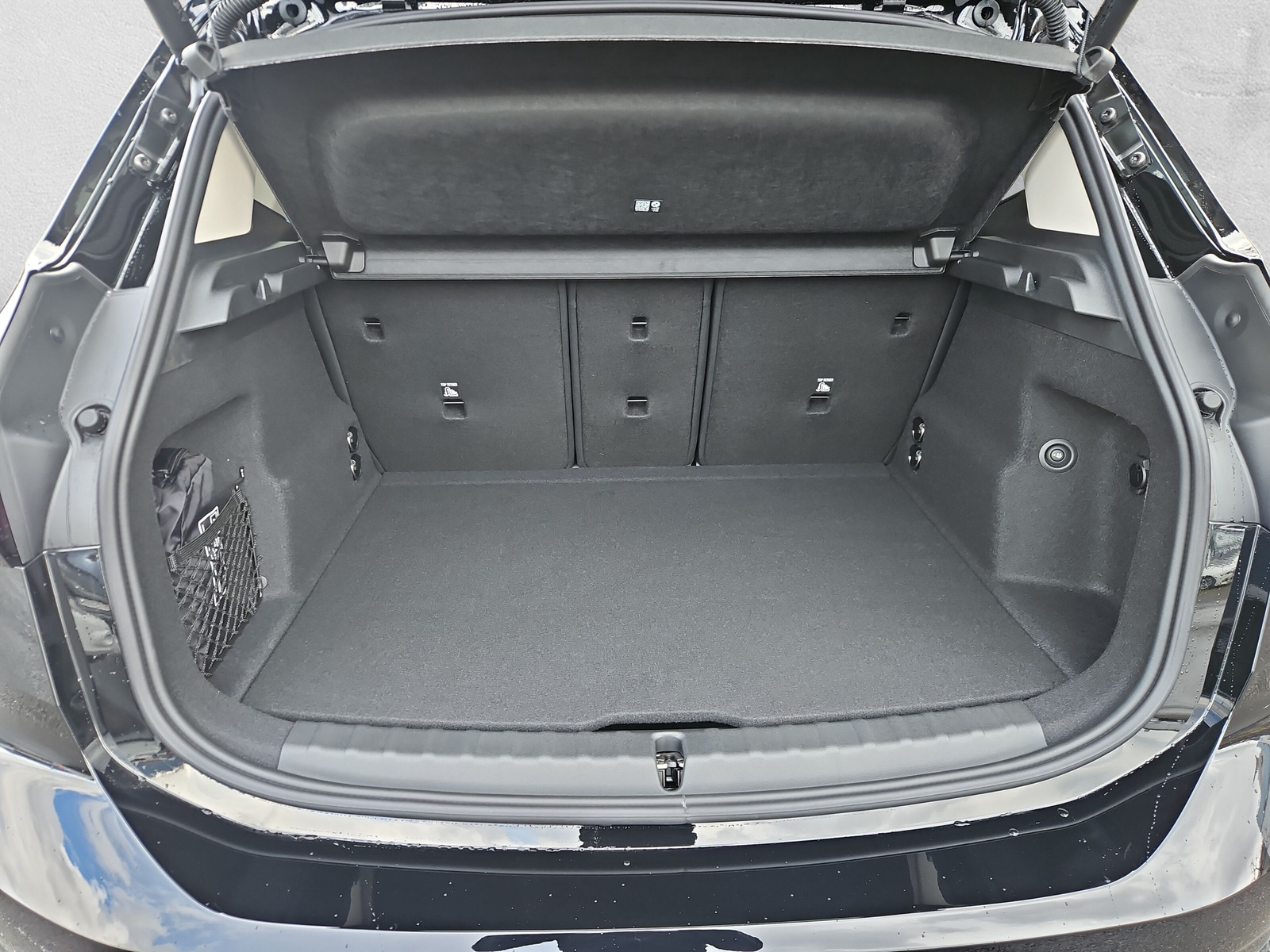 BMW 220i Active Tourer Luxury Line DKG-image-9
