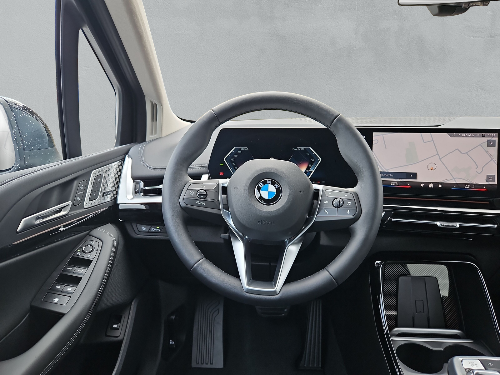 BMW 220i Active Tourer Luxury Line DKG-image-15