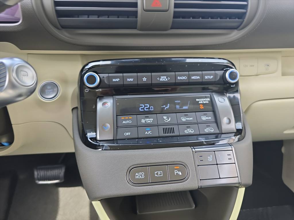 HYUNDAI INSTER 49kWh Amplia-image-14