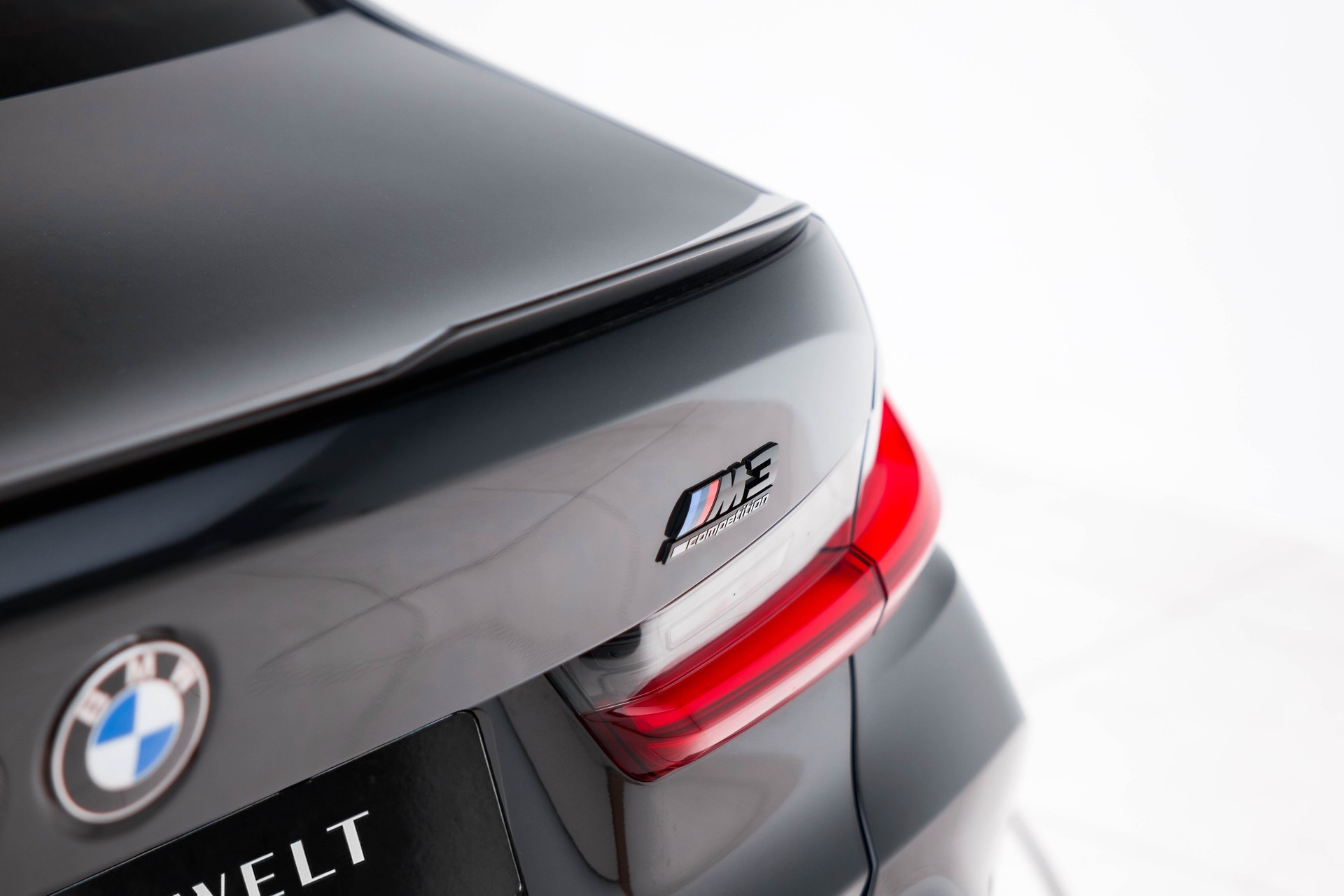 BMW M3 Competition M xDrive-image-6