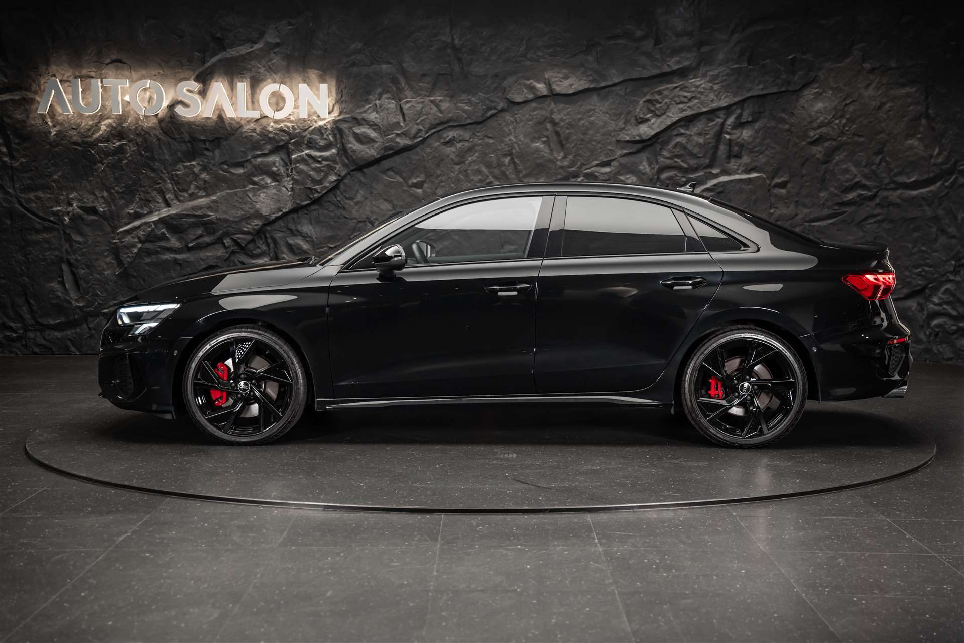 AUDI S3 Limousine 2.0 TFSI quattro S-tronic *Bang&Olufsen*-image-1