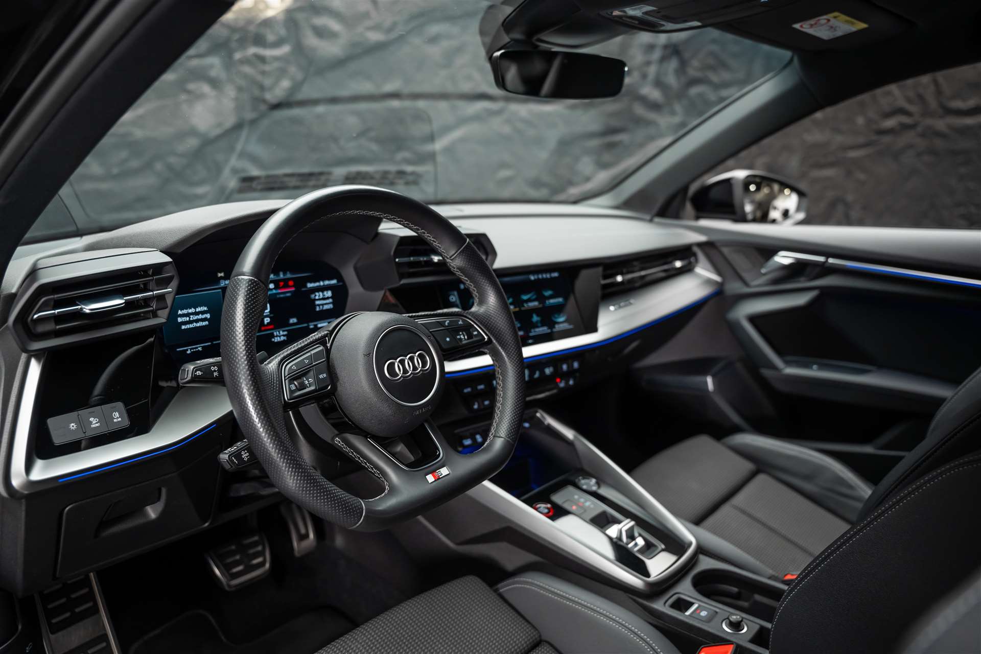 AUDI S3 Limousine 2.0 TFSI quattro S-tronic *Bang&Olufsen*-image-7