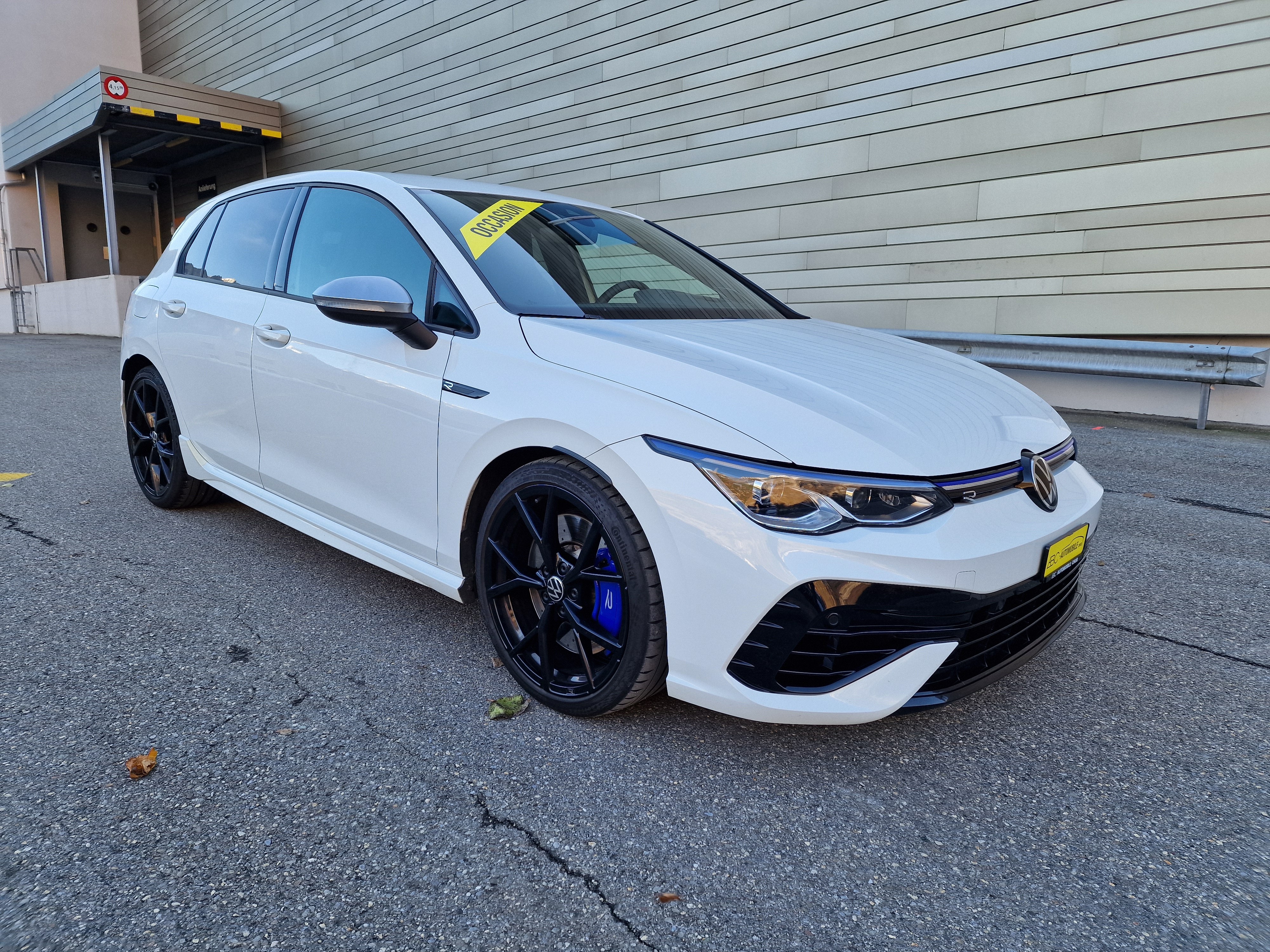 VW Golf 2.0 TSI R DSG 4Motion (Limousine) VW VW Golf 2.0 TSI R DSG 4Motion (Limousine)