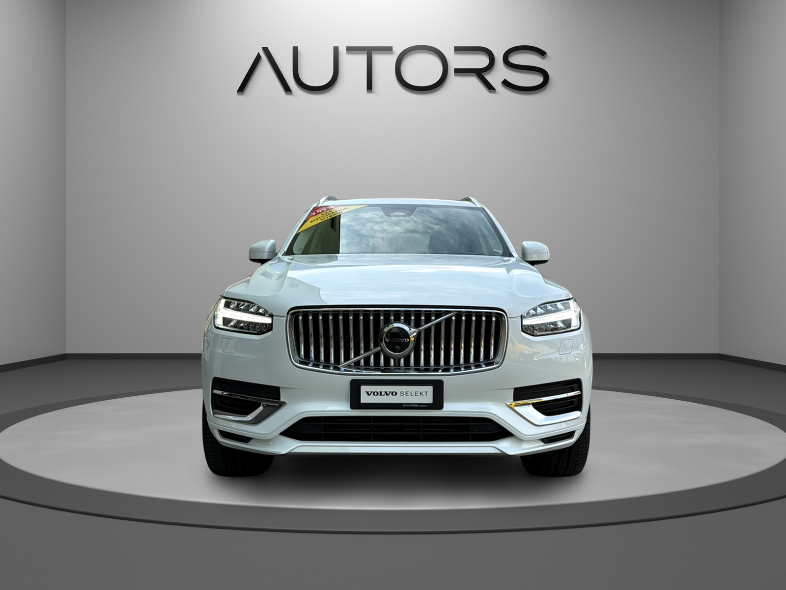 VOLVO XC90 T8 eAWD PluginHybrid Ultimate Bright Geartronic-showroom-element-1