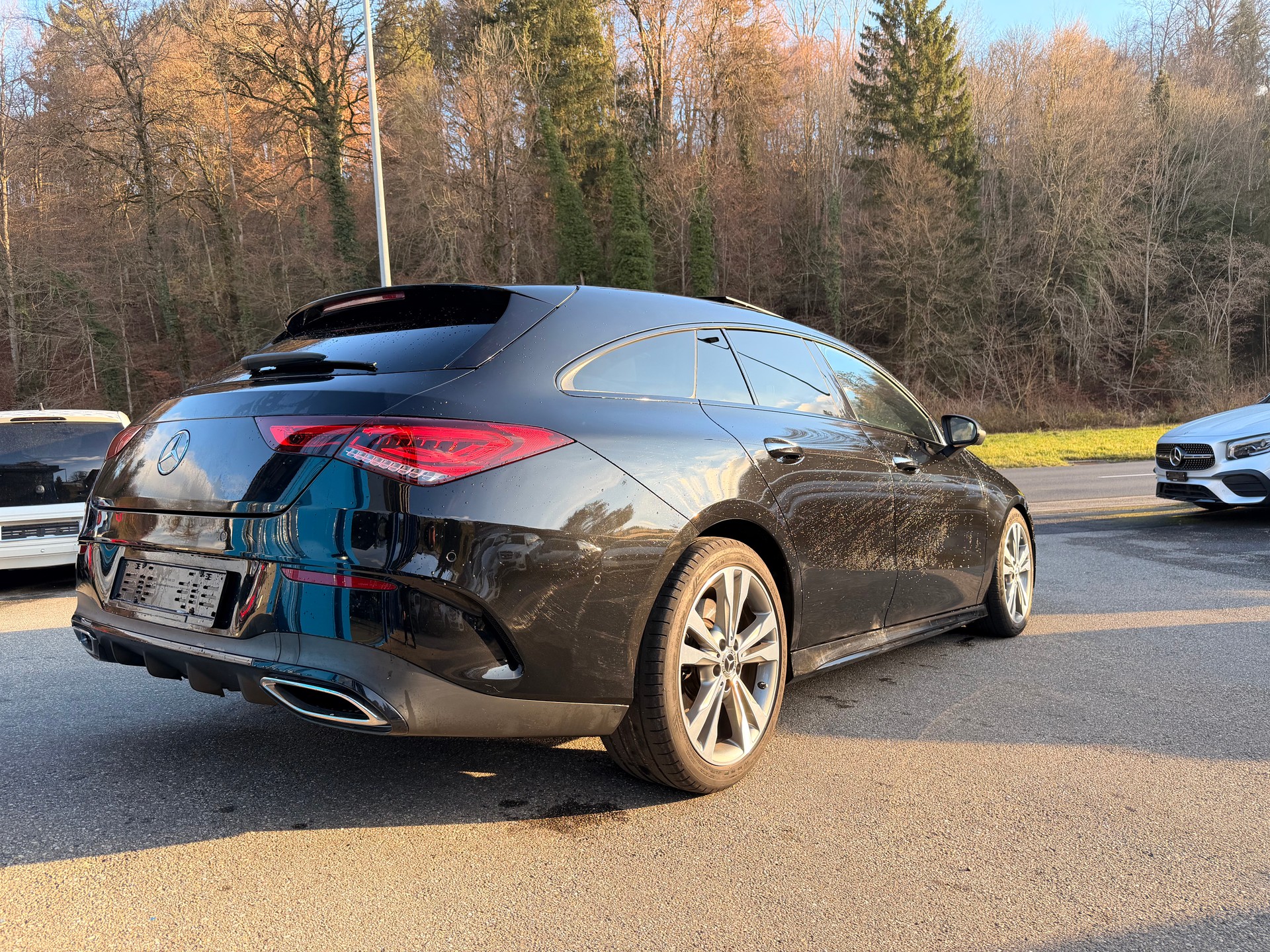 MERCEDES-BENZ CLA Shooting Brake 250 4Matic 7G-DCT AMG Line Kaufen