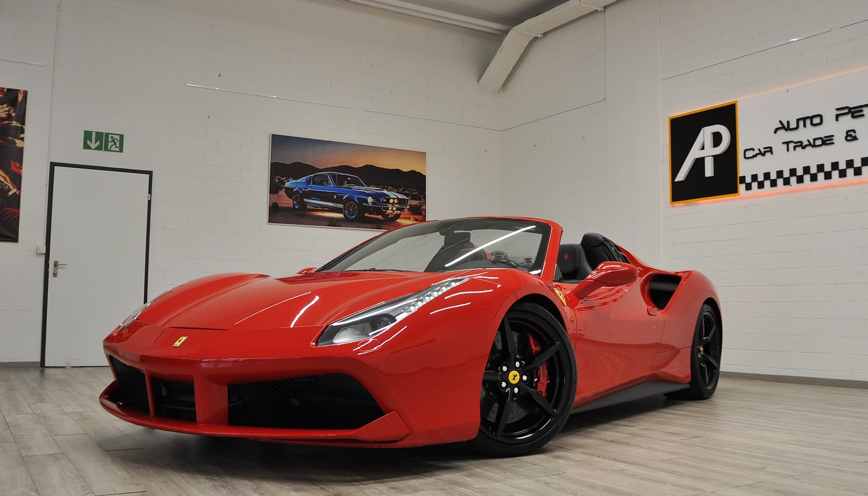 FERRARI 488 Spider 3.9 V8-showroom-element-2
