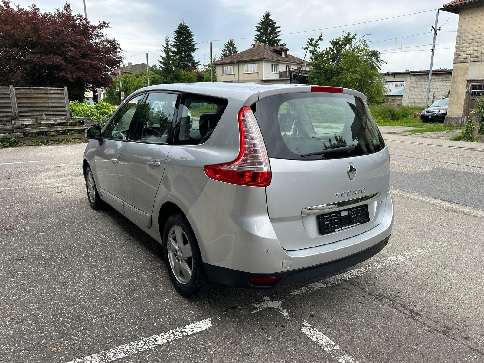 RENAULT Grand Scénic 1.5 dCi Dynamique EDC-showroom-element-2