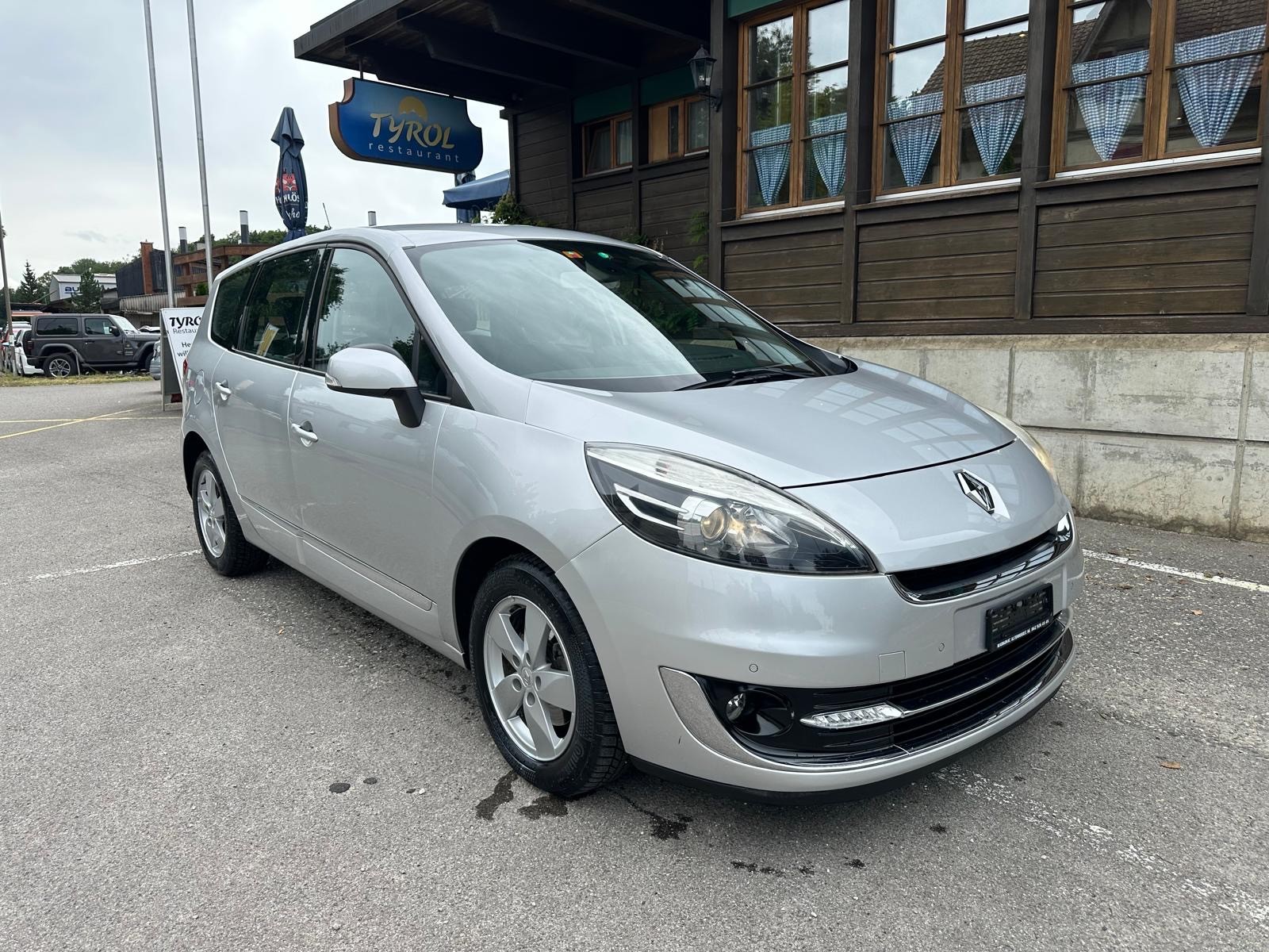 RENAULT Grand Scénic 1.5 dCi Dynamique EDC