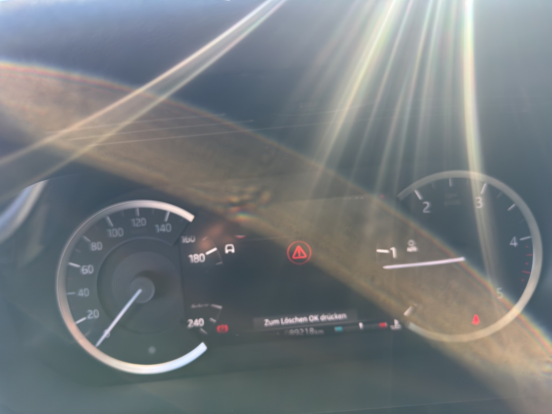 LAND ROVER Range Rover Evoque 2.0 TD4 SE Dynamc AT9-image-10