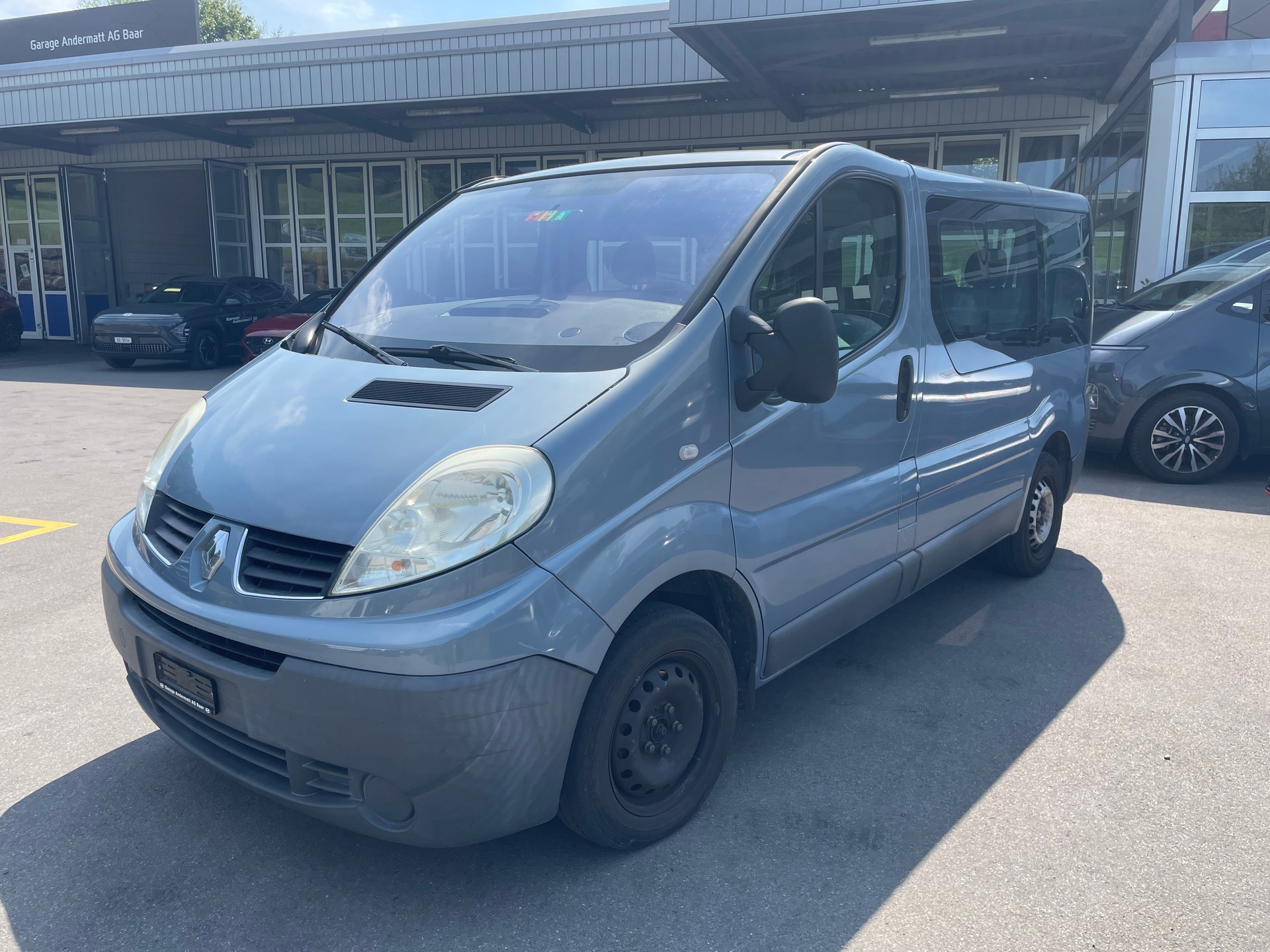 RENAULT Trafic 2.0 dCi 90 2.7t L1H1 Authentique-showroom-element-2