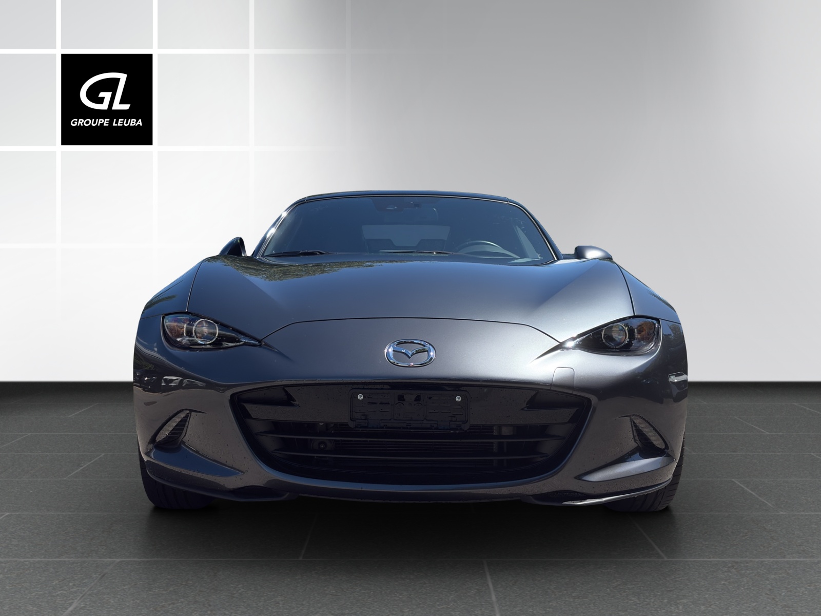 MAZDA MX-5 Skyactiv-G 184 Exclusive-line-showroom-element-2
