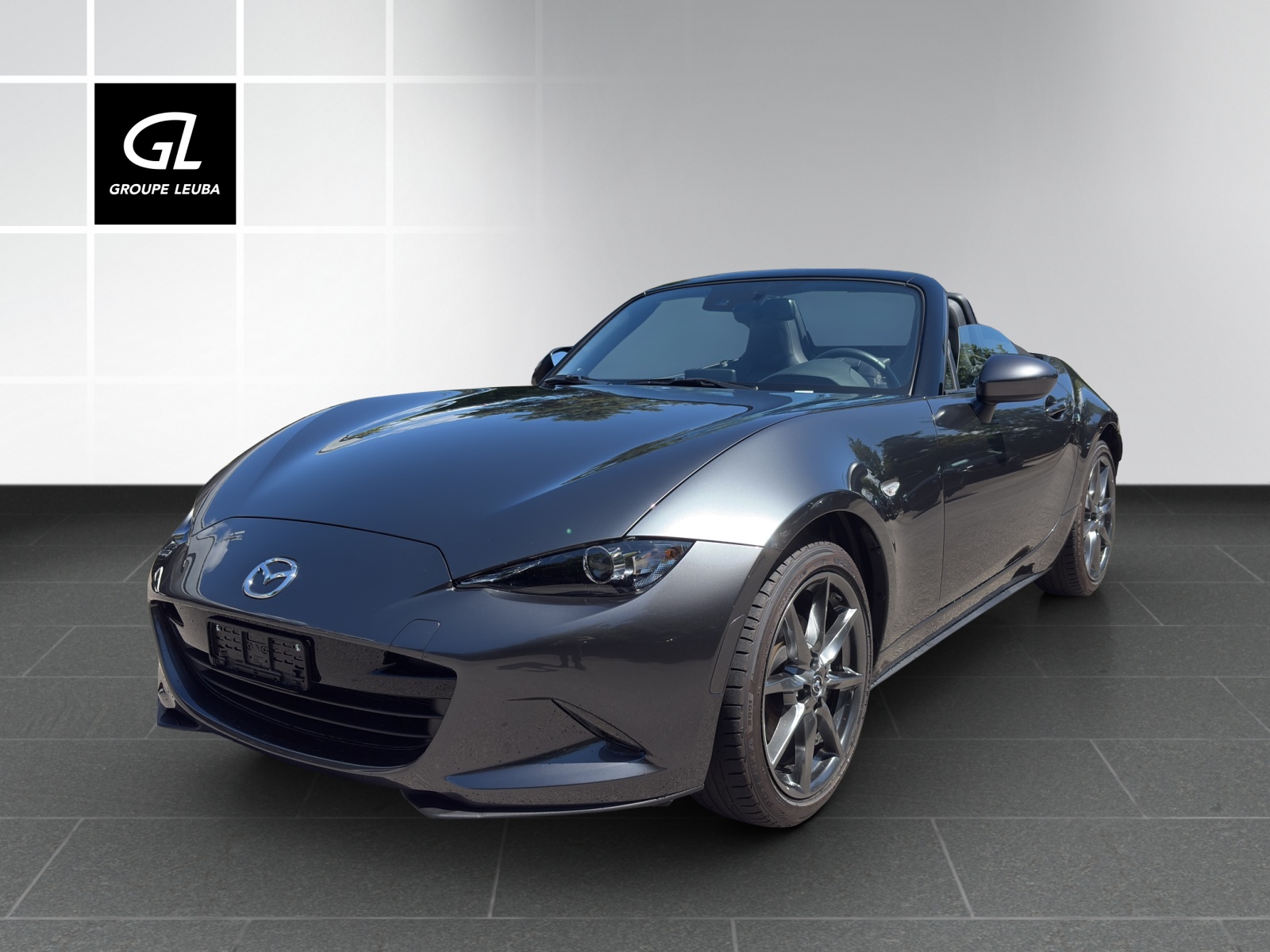 MAZDA MX-5 Skyactiv-G 184 Exclusive-line-showroom-element-1