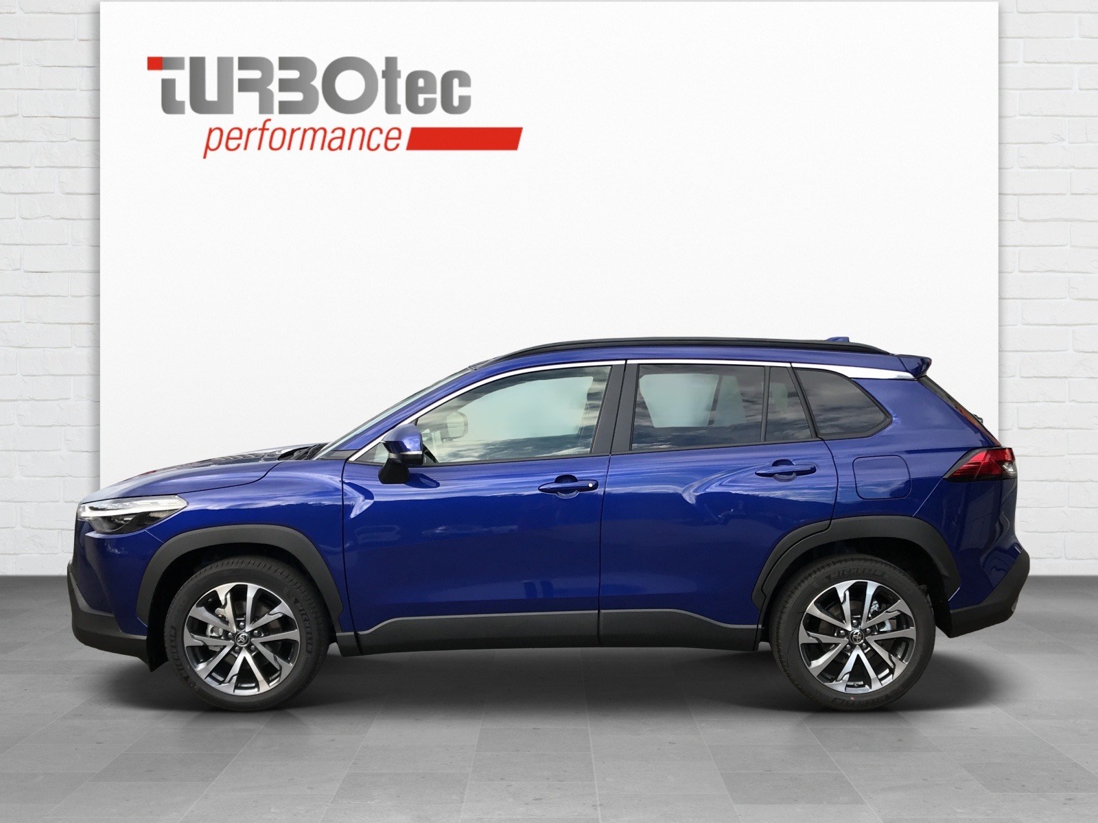 TOYOTA Corolla Cross 2.0 4WD Trend e-CVT-showroom-element-1