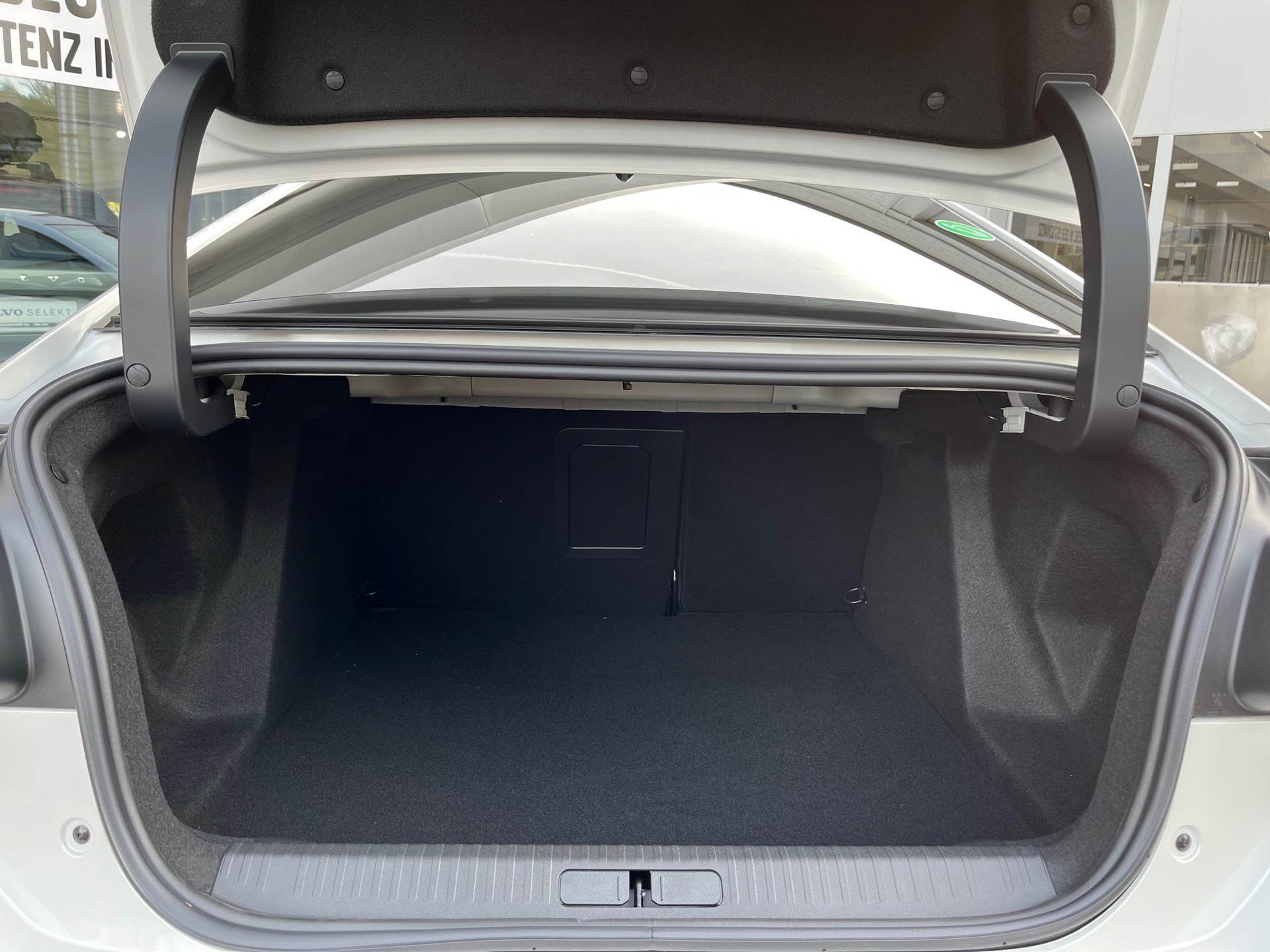 CITROEN C4 X 100 kW Shine Pack-image-10