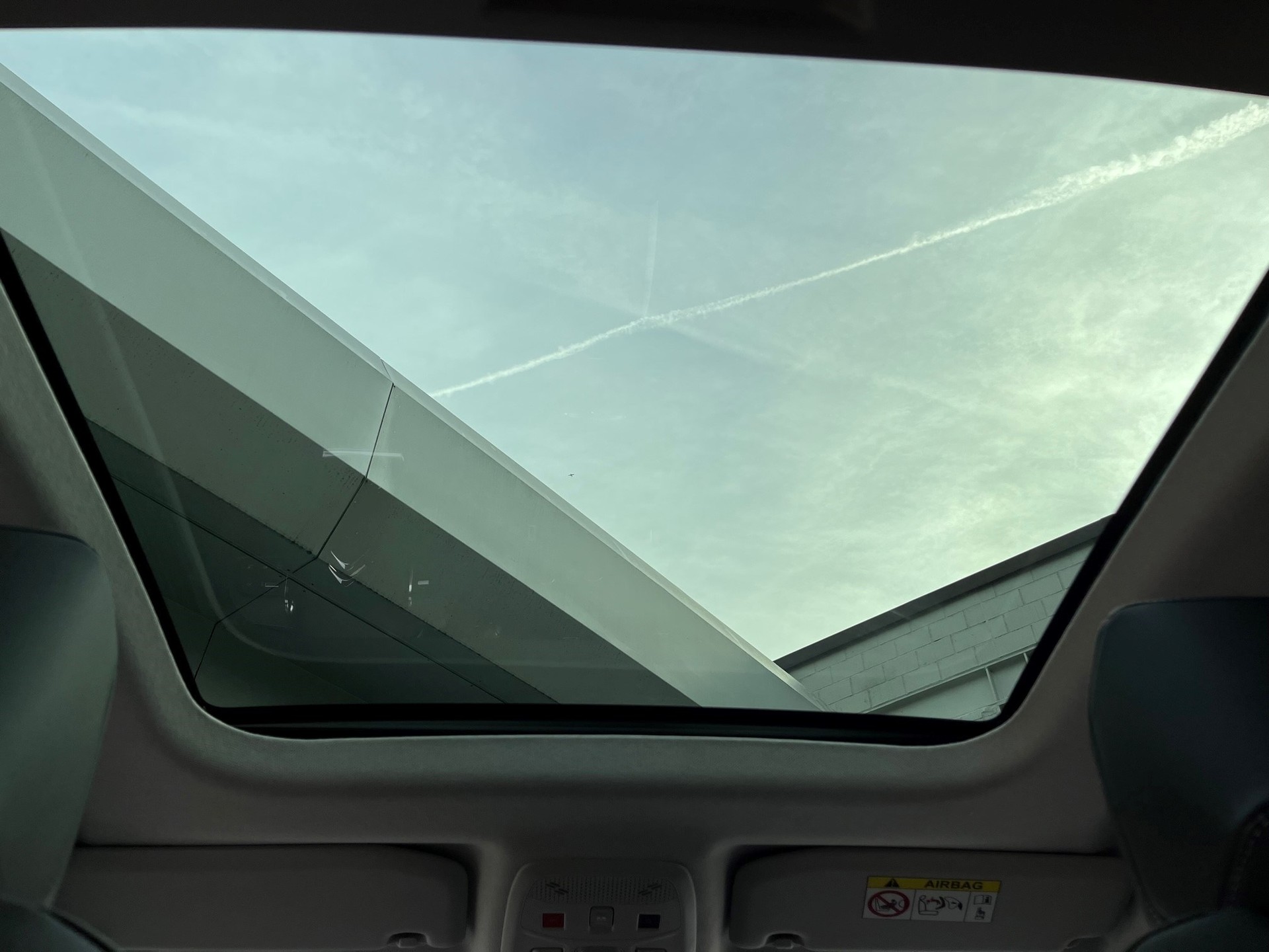 CITROEN C4 X 100 kW Shine Pack-image-9