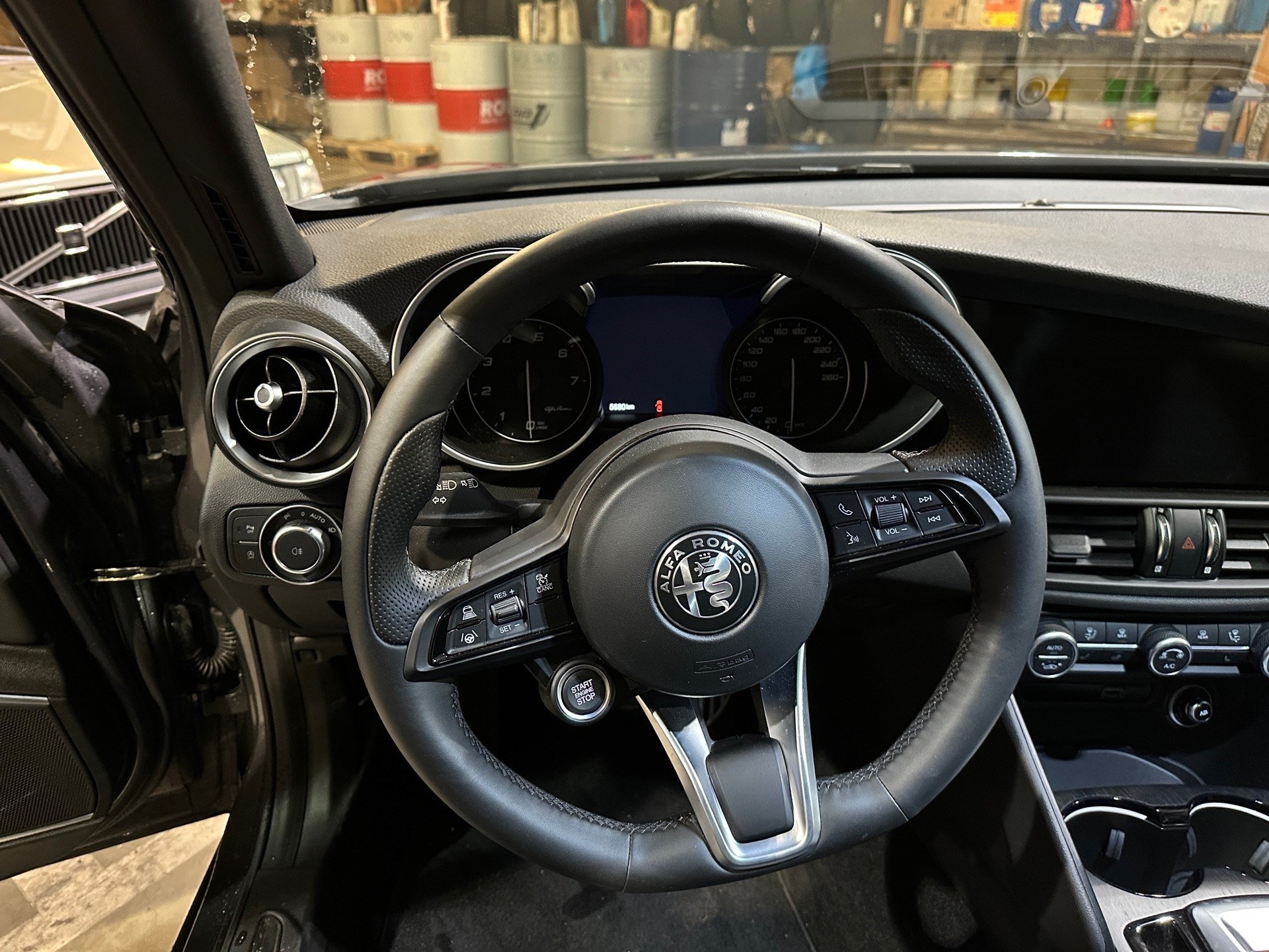 ALFA ROMEO Giulia 2.0 Ti Q4 AT8-image-11