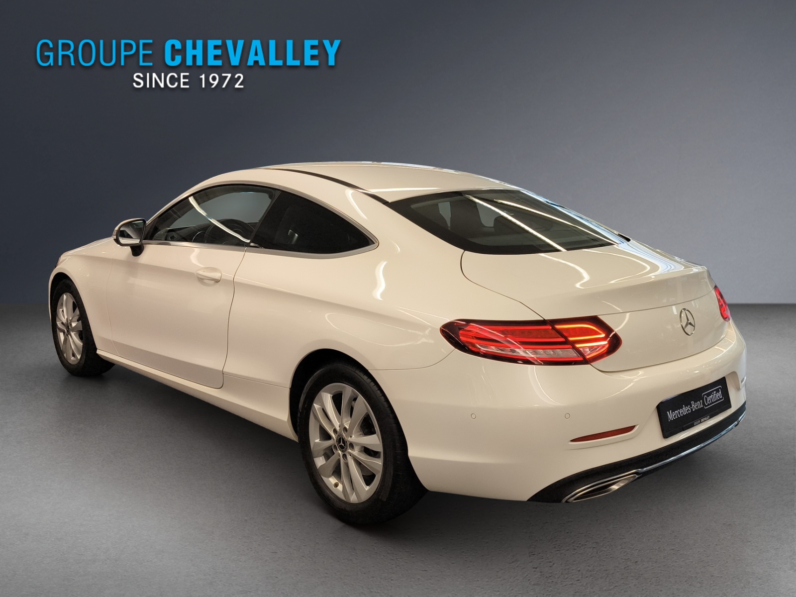 MERCEDES-BENZ C 200 4Matic-showroom-element-3