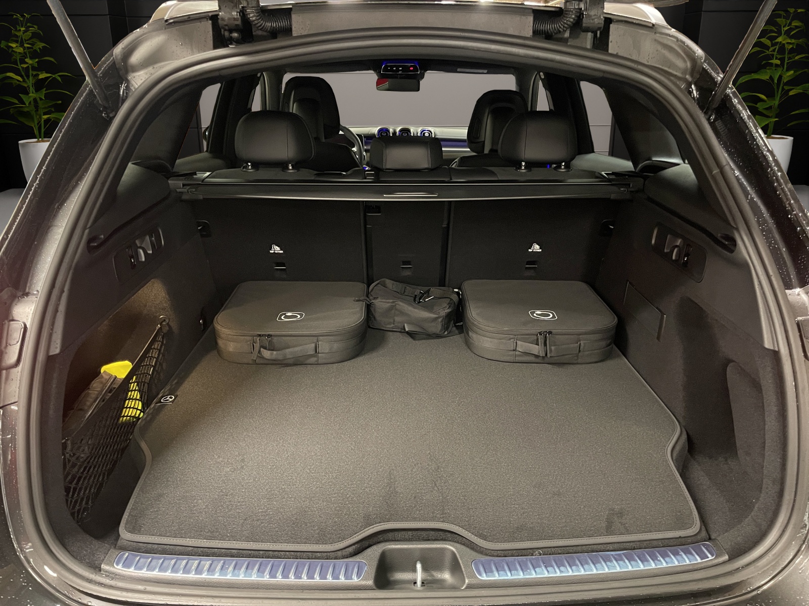 Image MERCEDES-BENZ GLC-300 GLC 300 e 4Matic EQ Star 9G-Tronic