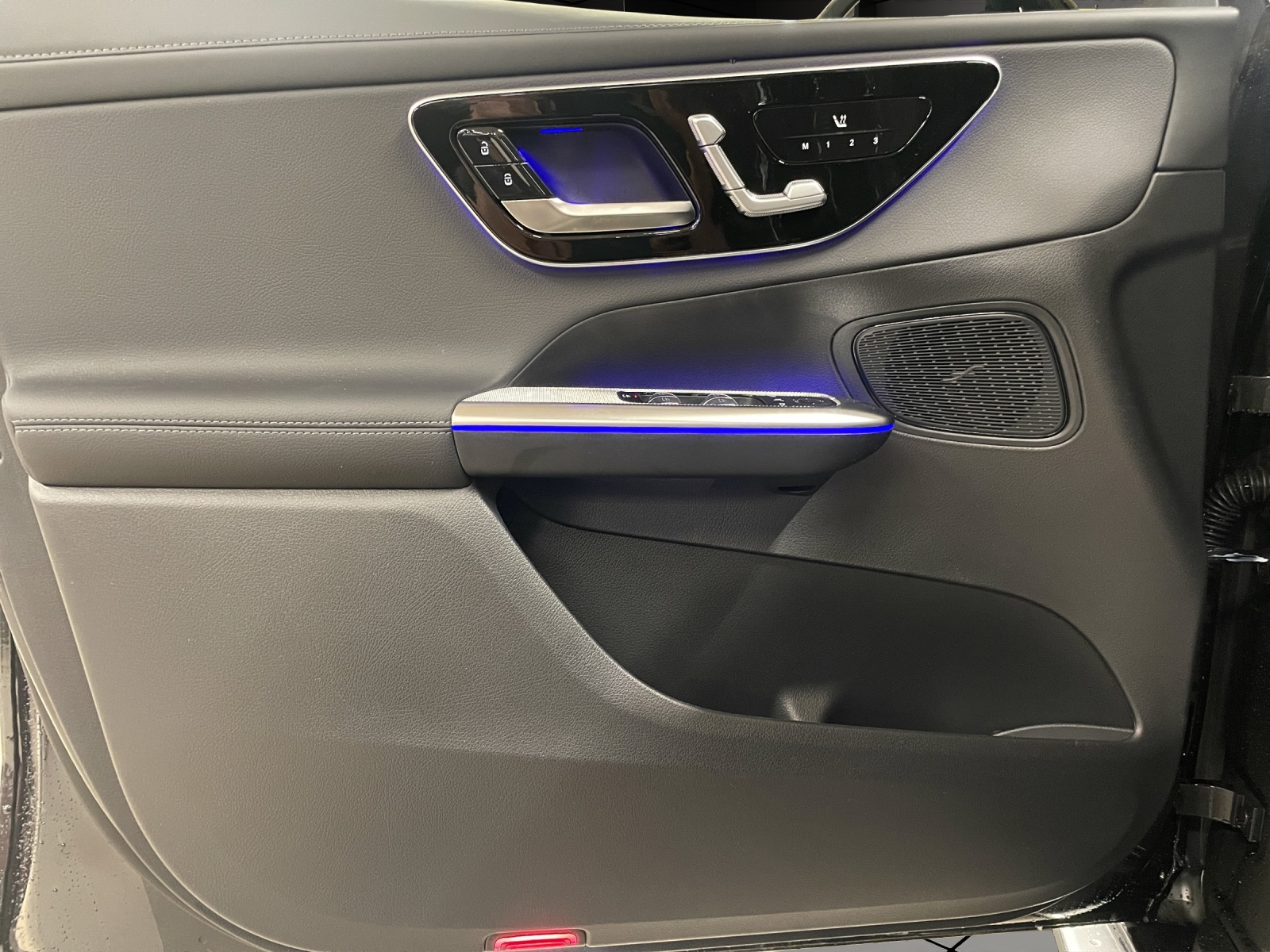 Image MERCEDES-BENZ GLC-300 GLC 300 e 4Matic EQ Star 9G-Tronic