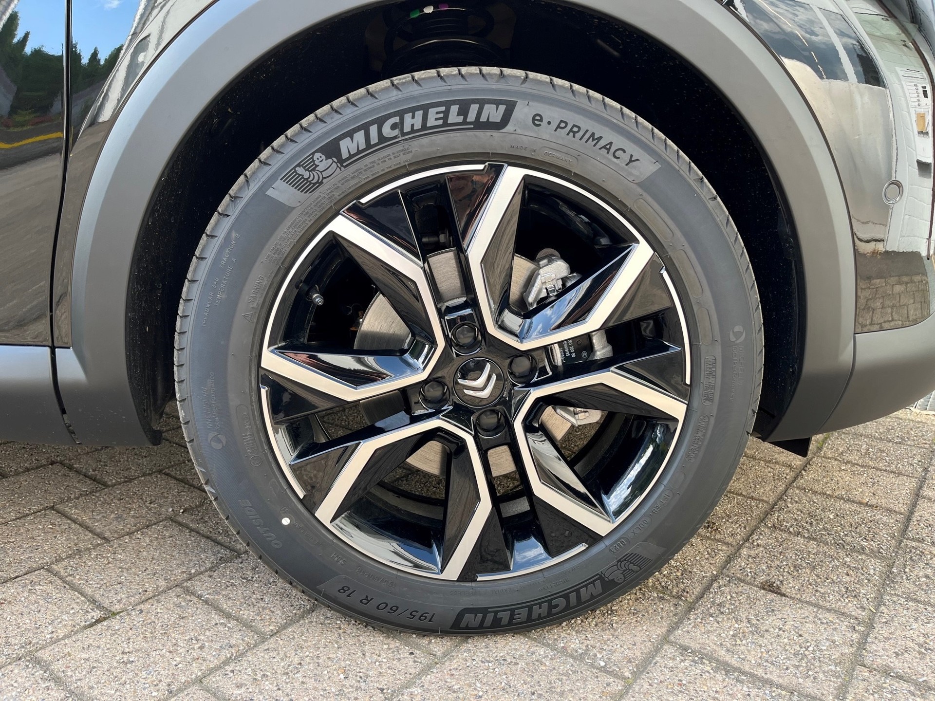 CITROEN C4 X 100 kW Shine Pack-image-11