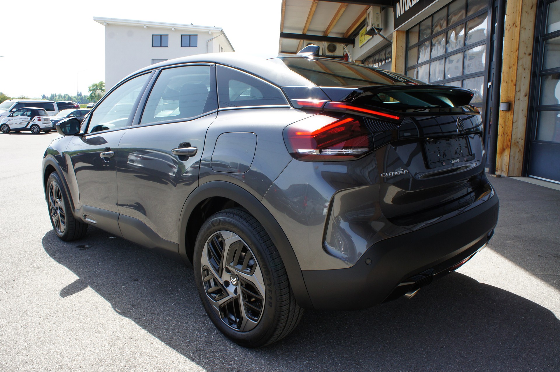CITROEN C4 1.2 Pure Tech Swiss Edition EAT8-showroom-element-2