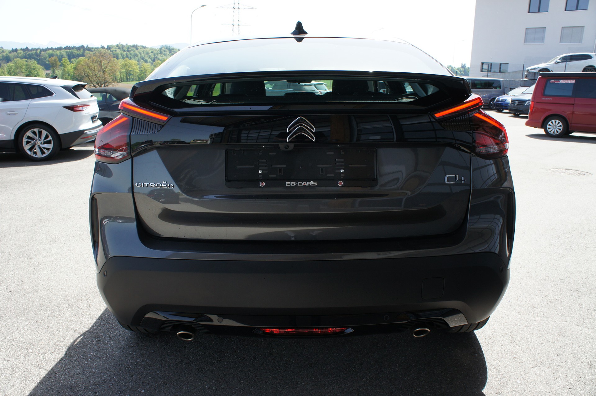 CITROEN C4 1.2 Pure Tech Swiss Edition EAT8-showroom-element-3