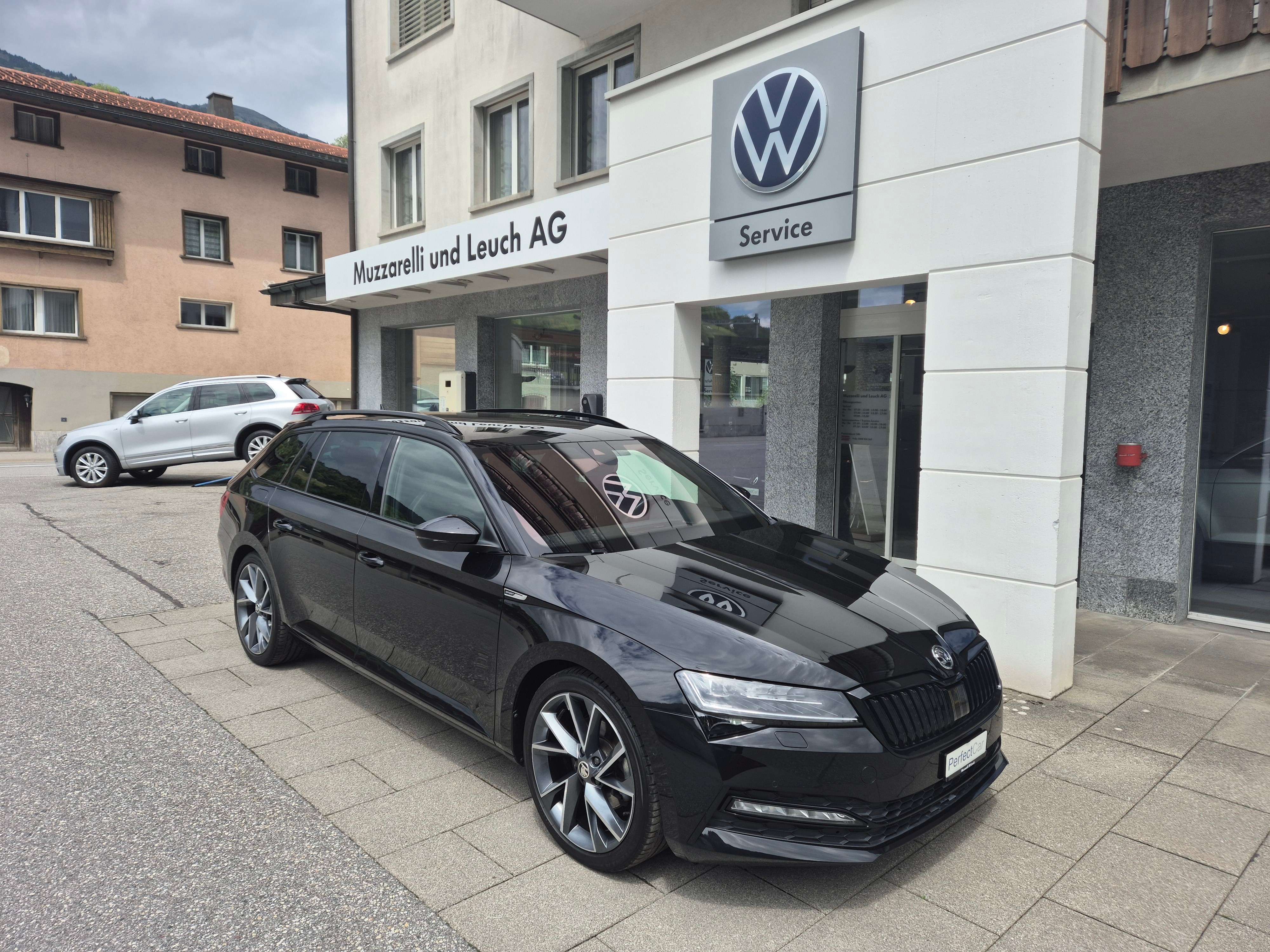SKODA Superb Combi 2.0 (Kombi)