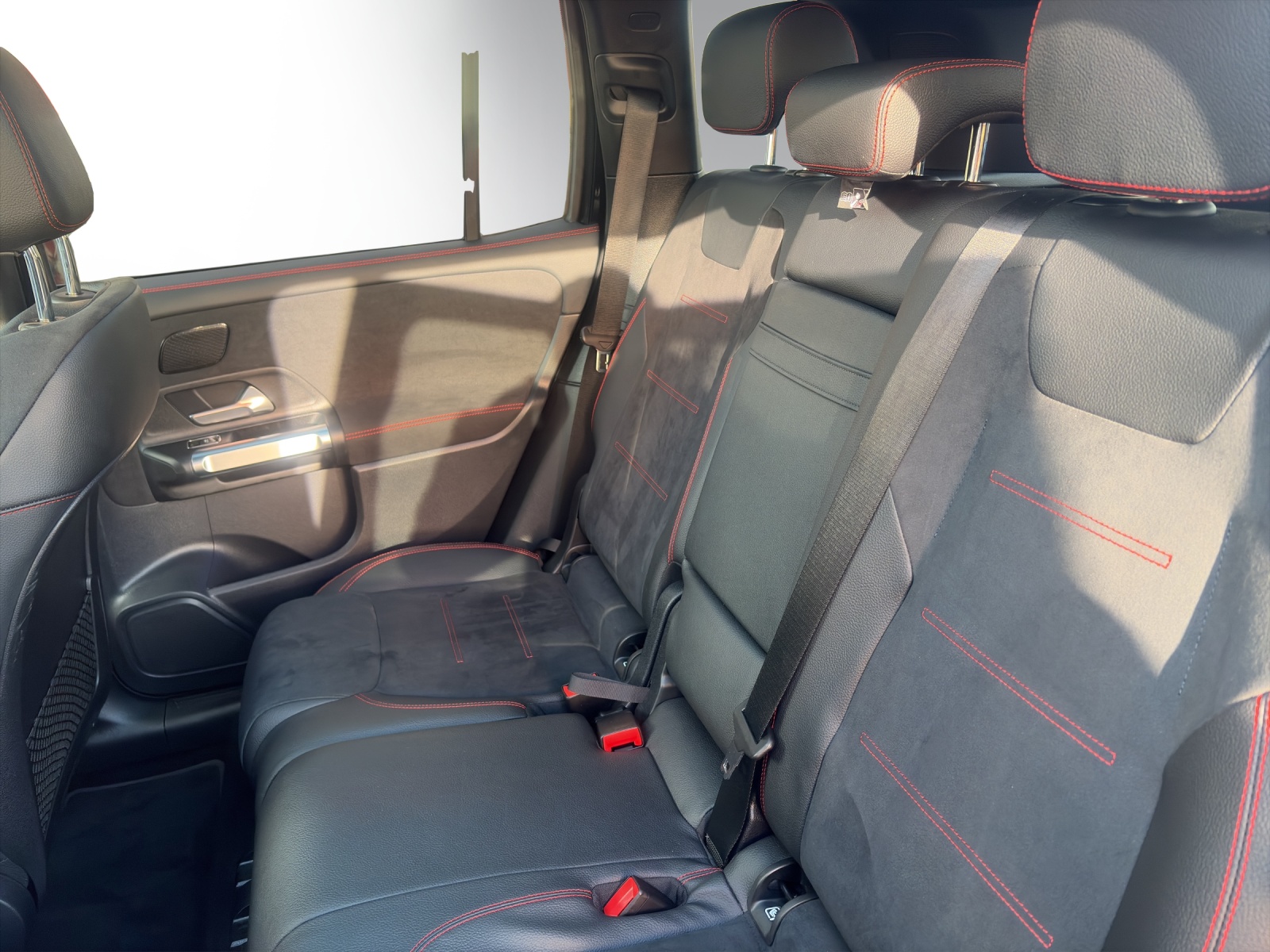 Image MERCEDES-BENZ GLB-200 GLB 200 AMG Line