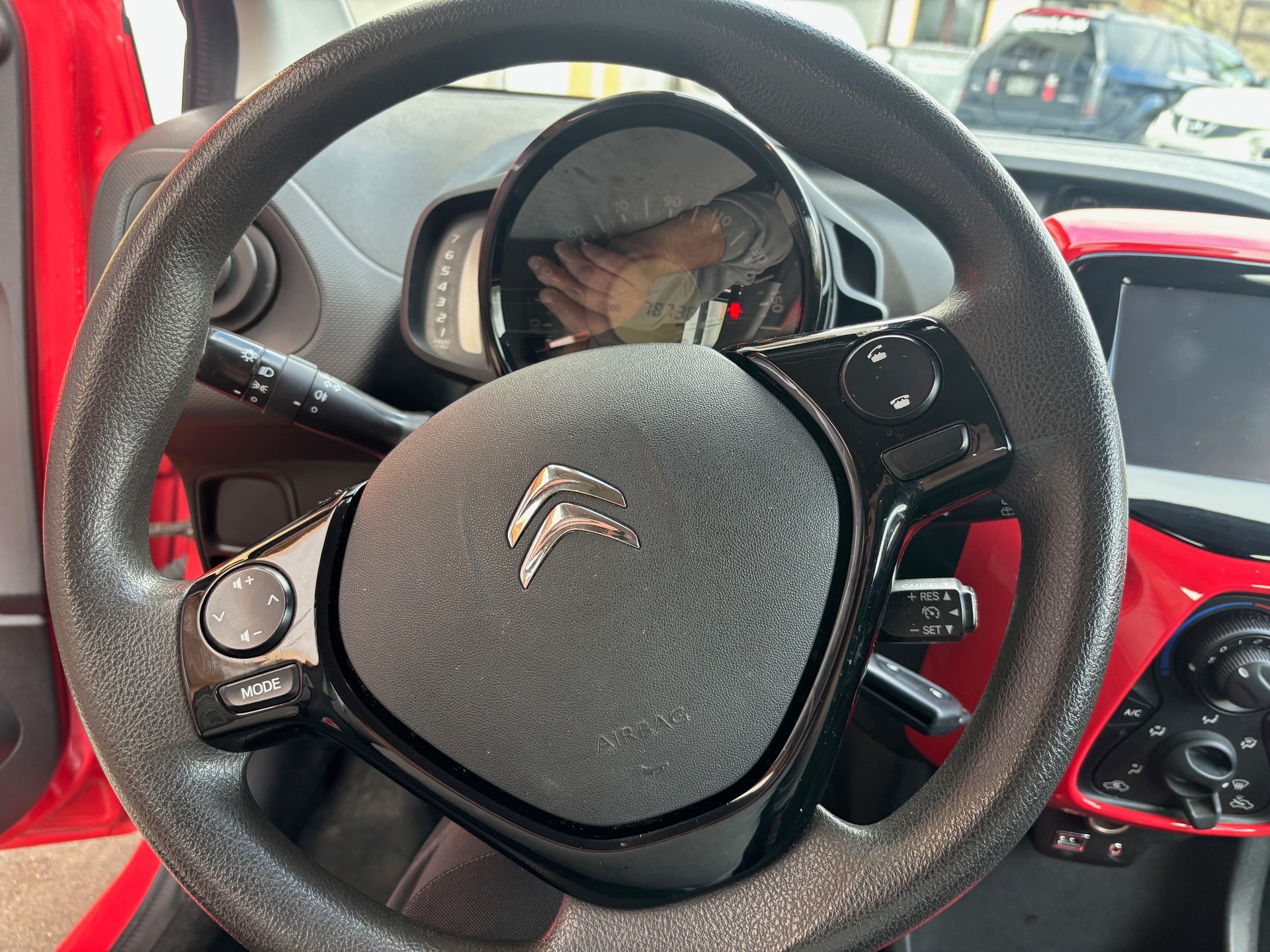 CITROEN C1 1.0 VTi Feel Edition Airscape-image-5