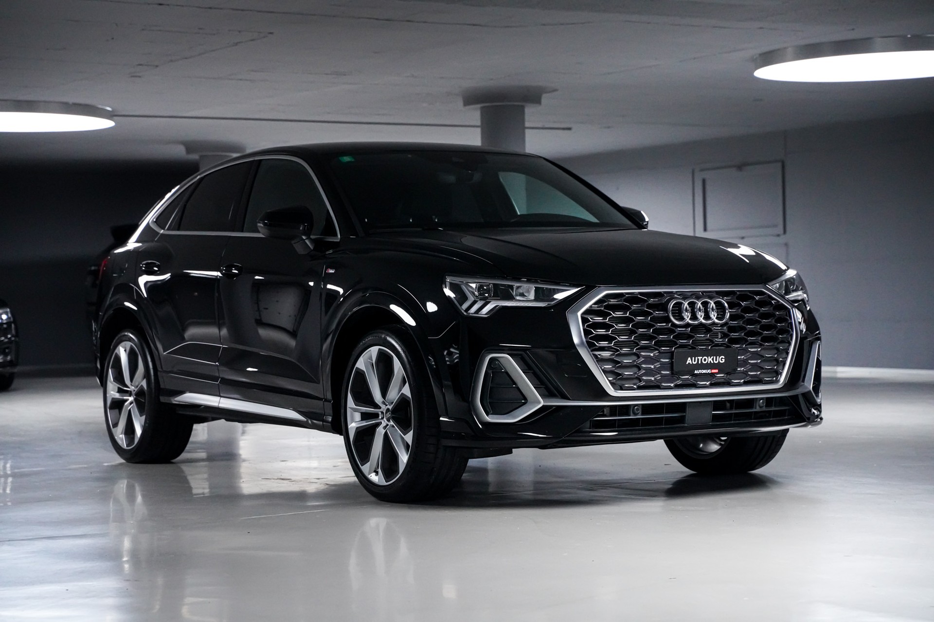 AUDI Q3 Sportback 35 TFSI S line Attraction S-tronic-showroom-element-2
