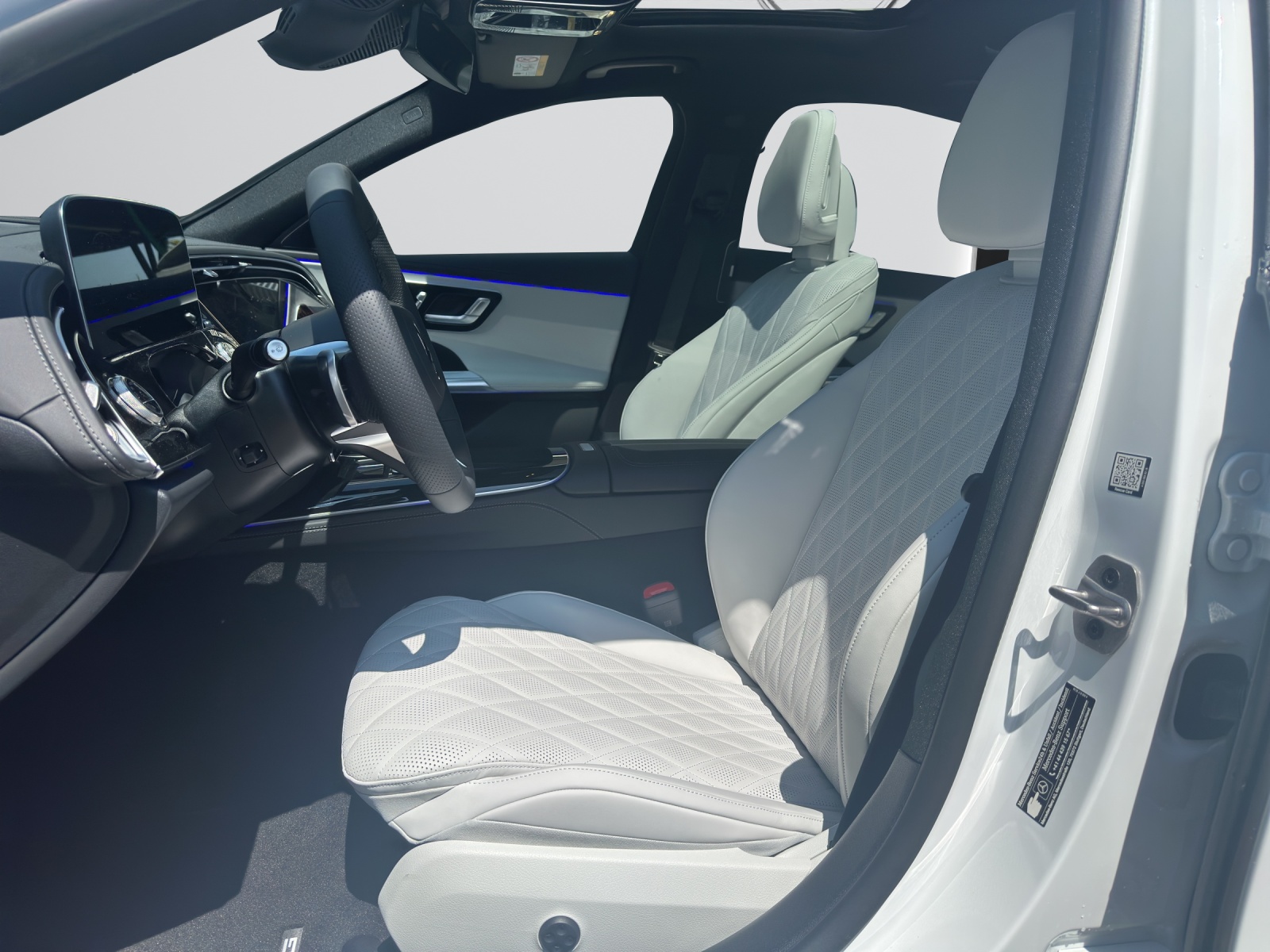 Image MERCEDES-BENZ E-400 E 400 e 4Matic 9G-Tronic