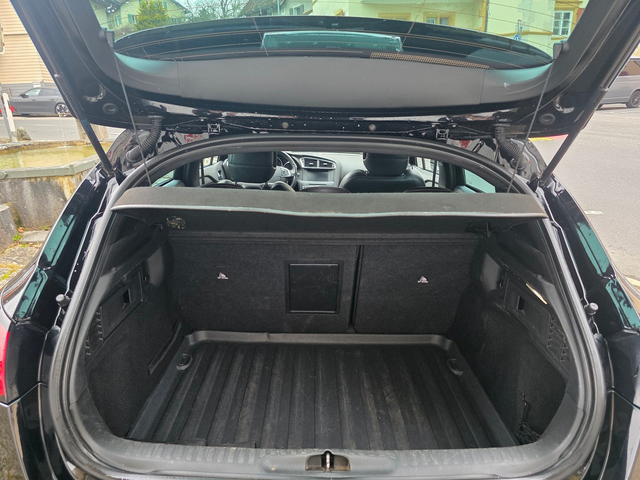 DS AUTOMOBILES DS 4 2.0 BlueHDi SO Chic Automatic Kaufen