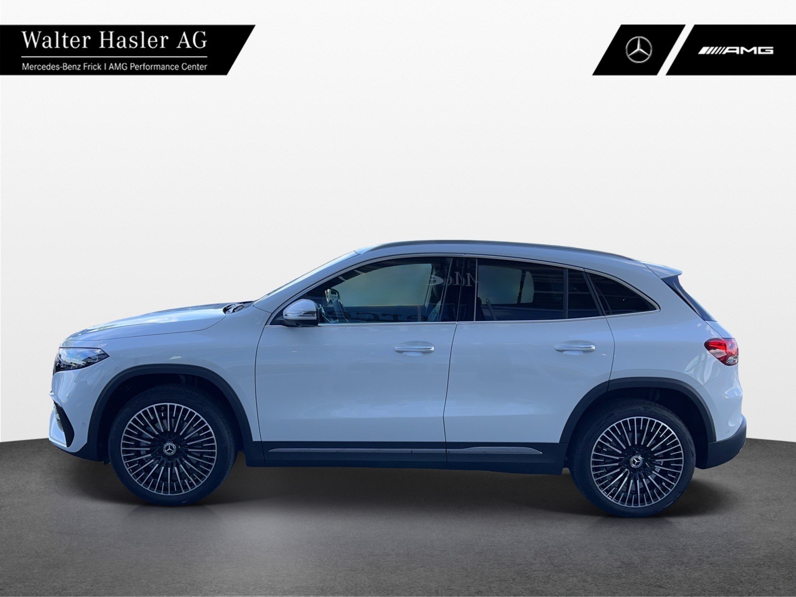 MERCEDES-BENZ EQA 300 AMG Line 4Matic-showroom-element-2