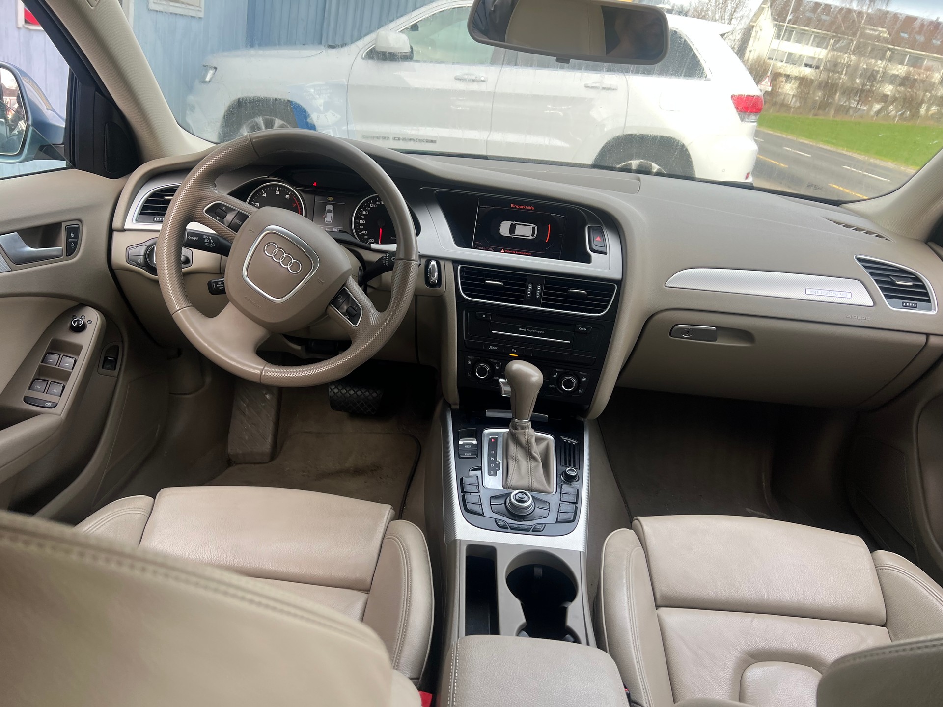 AUDI A4 allroad 2.0 TFSI quattro S-tronic-image-7
