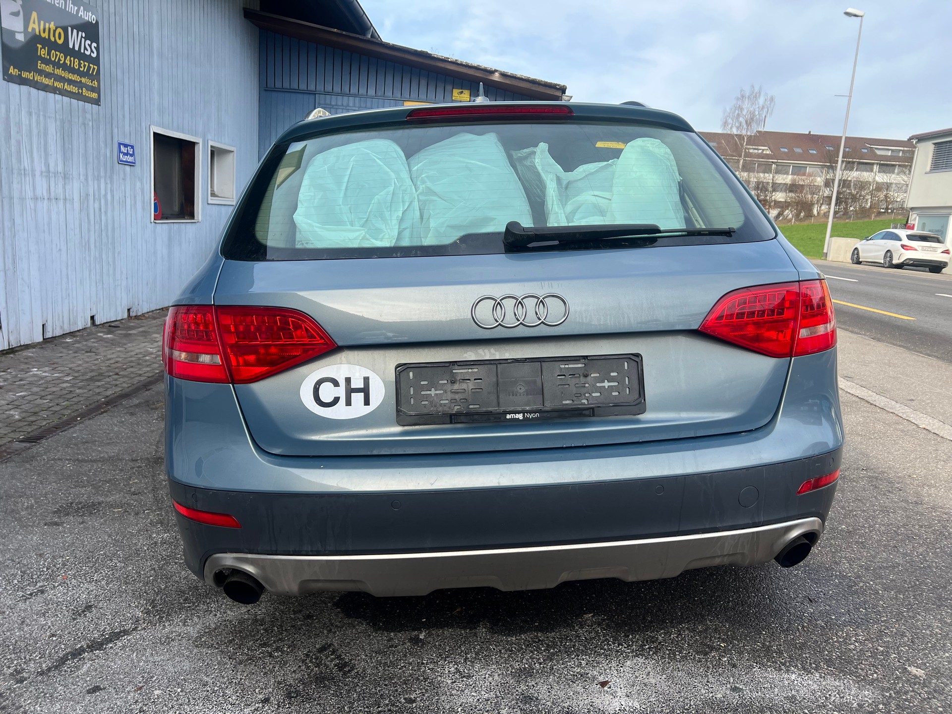AUDI A4 allroad 2.0 TFSI quattro S-tronic-showroom-element-3
