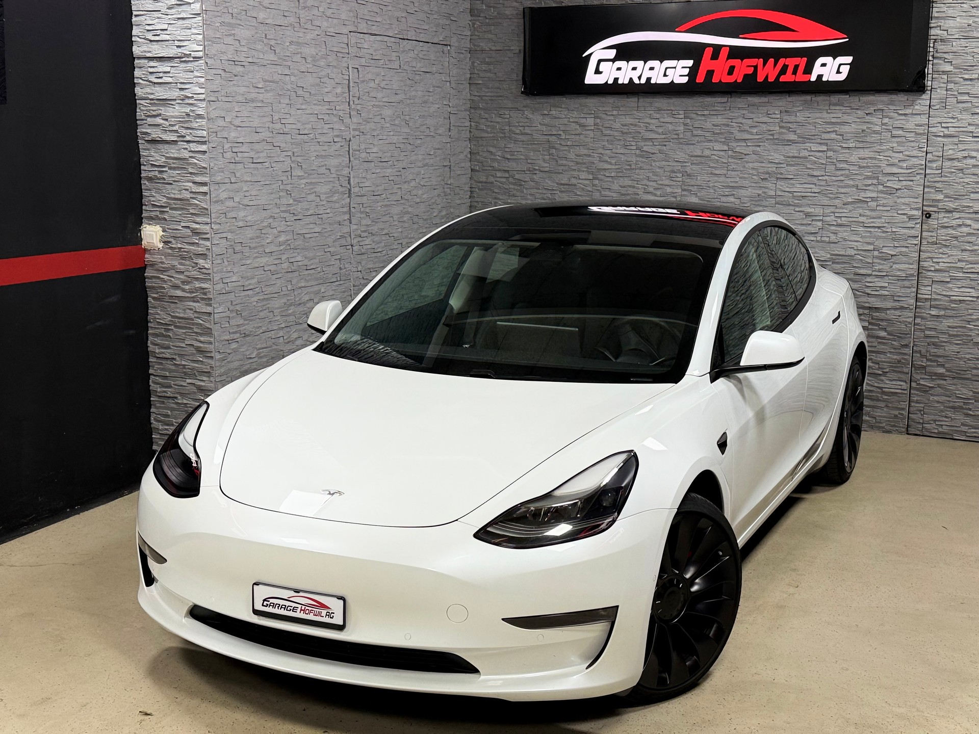 TESLA Model 3 Performance Dual Motor AWD Maximale Reichtweite-showroom-element-3