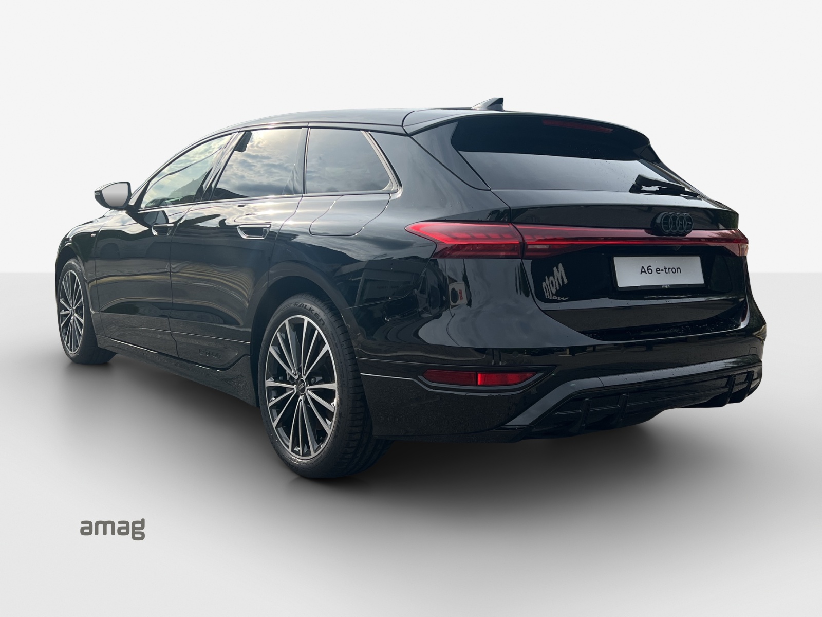 AUDI A6 Avant e-tron performance-showroom-element-2