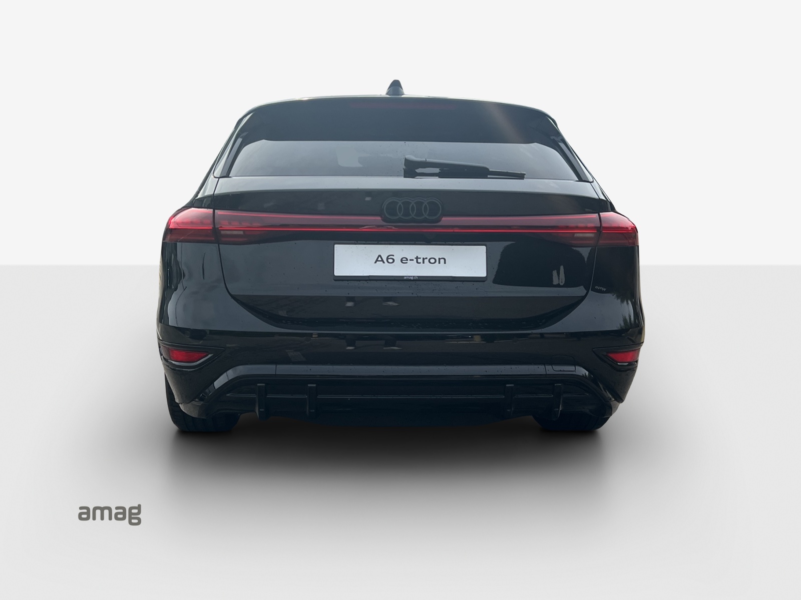 AUDI A6 Avant e-tron performance-showroom-element-3