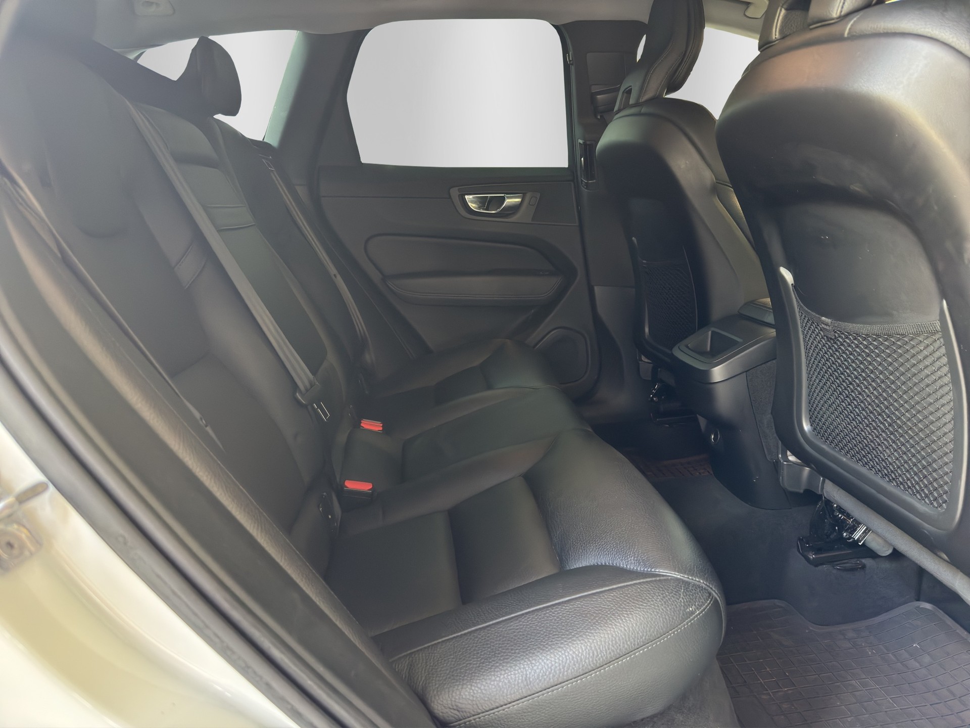 VOLVO XC60 T5 AWD Inscription Geartronic-image-15