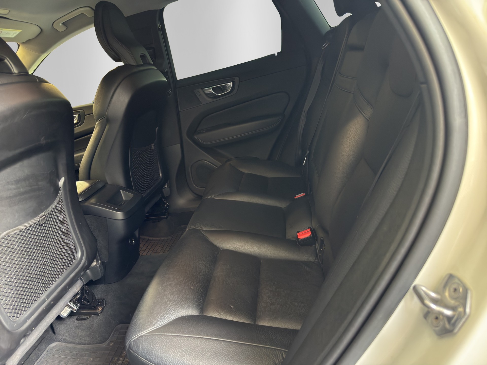VOLVO XC60 T5 AWD Inscription Geartronic-image-14