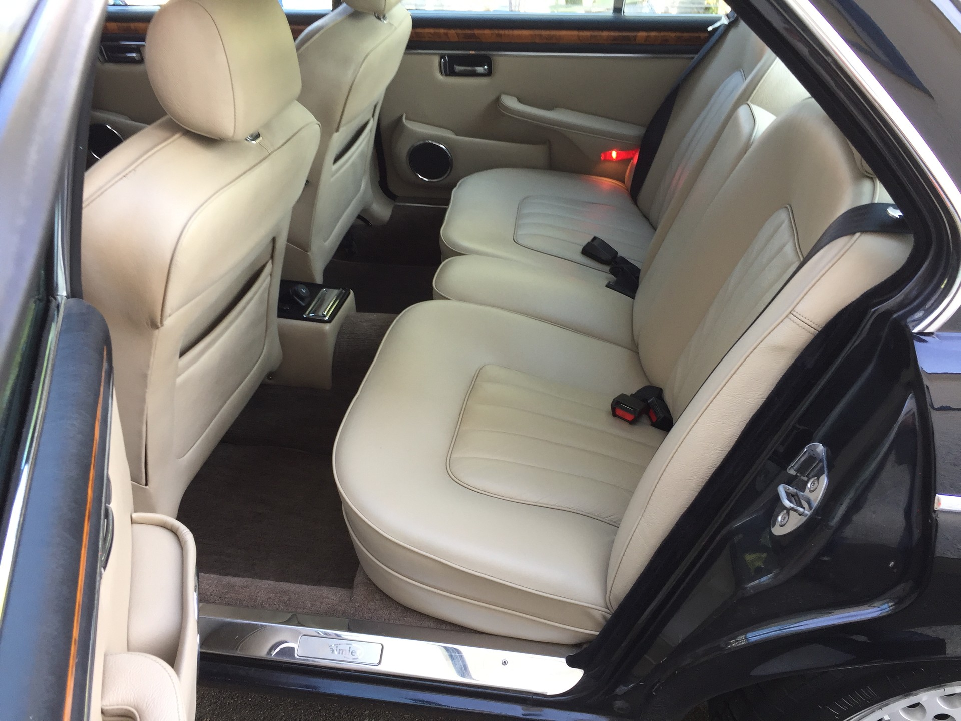 DAIMLER 5.3 Double Six-image-9