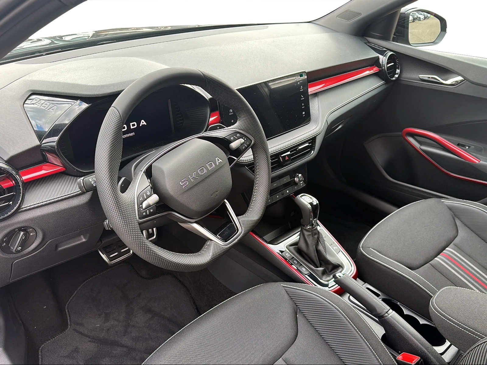 SKODA Fabia 1.5 TSI Monte Carlo DSG-showroom-element-3